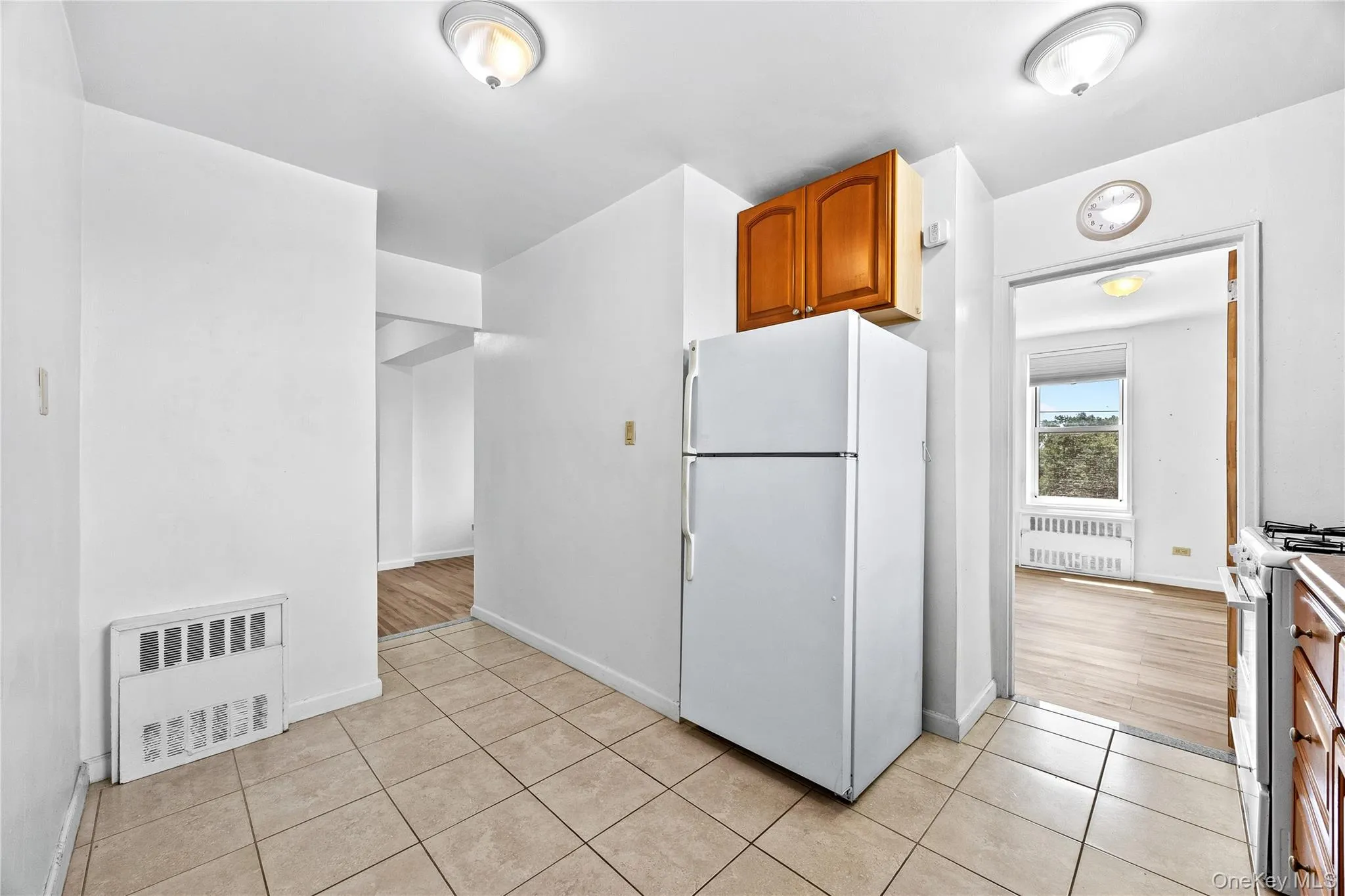 210-50 41st Avenue, New York, NY, 2 Bedrooms Bedrooms, 5 Rooms Rooms,1 BathroomBathrooms,Residential,For Rent,41st,0,1020137 210-50 41st Avenue, New York, NY, 2 Bedrooms Bedrooms, 5 Rooms Rooms,1 BathroomBathrooms,Residential,For Rent,41st,0,1020137