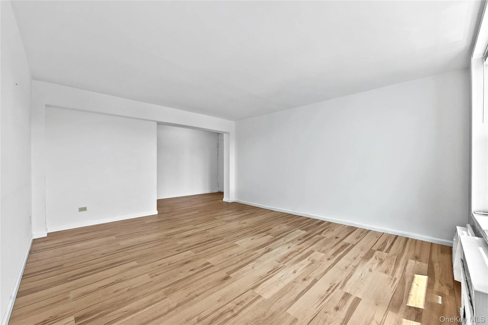 210-50 41st Avenue, New York, NY, 2 Bedrooms Bedrooms, 5 Rooms Rooms,1 BathroomBathrooms,Residential,For Rent,41st,0,1020137 210-50 41st Avenue, New York, NY, 2 Bedrooms Bedrooms, 5 Rooms Rooms,1 BathroomBathrooms,Residential,For Rent,41st,0,1020137