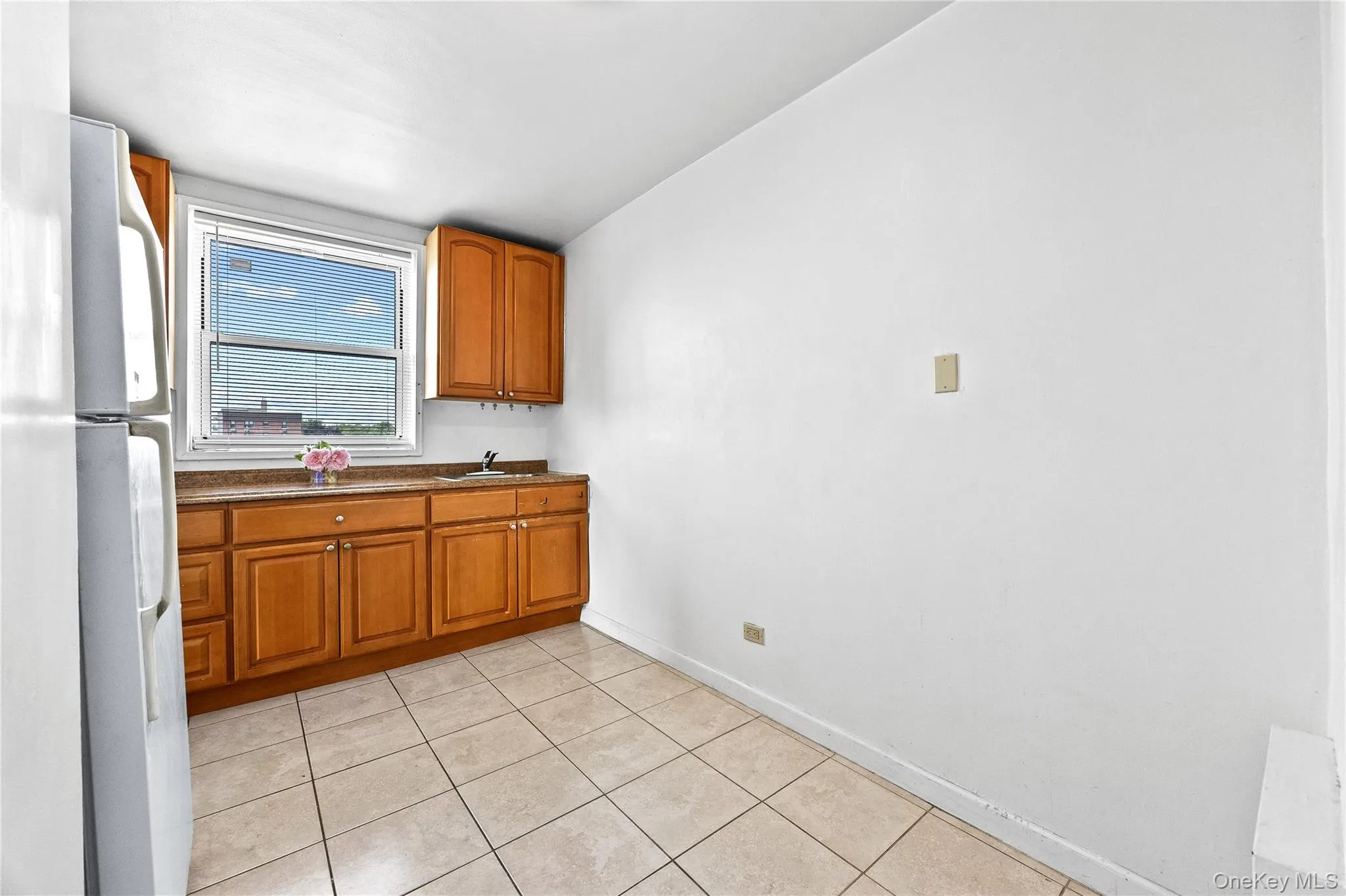 210-50 41st Avenue, New York, NY, 2 Bedrooms Bedrooms, 5 Rooms Rooms,1 BathroomBathrooms,Residential,For Rent,41st,0,1020137 210-50 41st Avenue, New York, NY, 2 Bedrooms Bedrooms, 5 Rooms Rooms,1 BathroomBathrooms,Residential,For Rent,41st,0,1020137