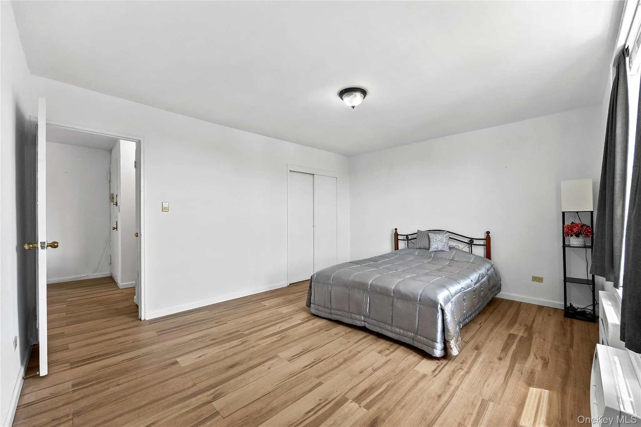 210-50 41st Avenue, New York, NY, 2 Bedrooms Bedrooms, 5 Rooms Rooms,1 BathroomBathrooms,Residential,For Rent,41st,0,1020137 210-50 41st Avenue, New York, NY, 2 Bedrooms Bedrooms, 5 Rooms Rooms,1 BathroomBathrooms,Residential,For Rent,41st,0,1020137
