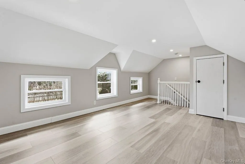 452 Montauk Highway, Southampton, NY, 3 Bedrooms Bedrooms, 7 Rooms Rooms,1 BathroomBathrooms,Residential Lease,For Rent,Montauk,0,1020138 452 Montauk Highway, Southampton, NY, 3 Bedrooms Bedrooms, 7 Rooms Rooms,1 BathroomBathrooms,Residential Lease,For Rent,Montauk,0,1020138