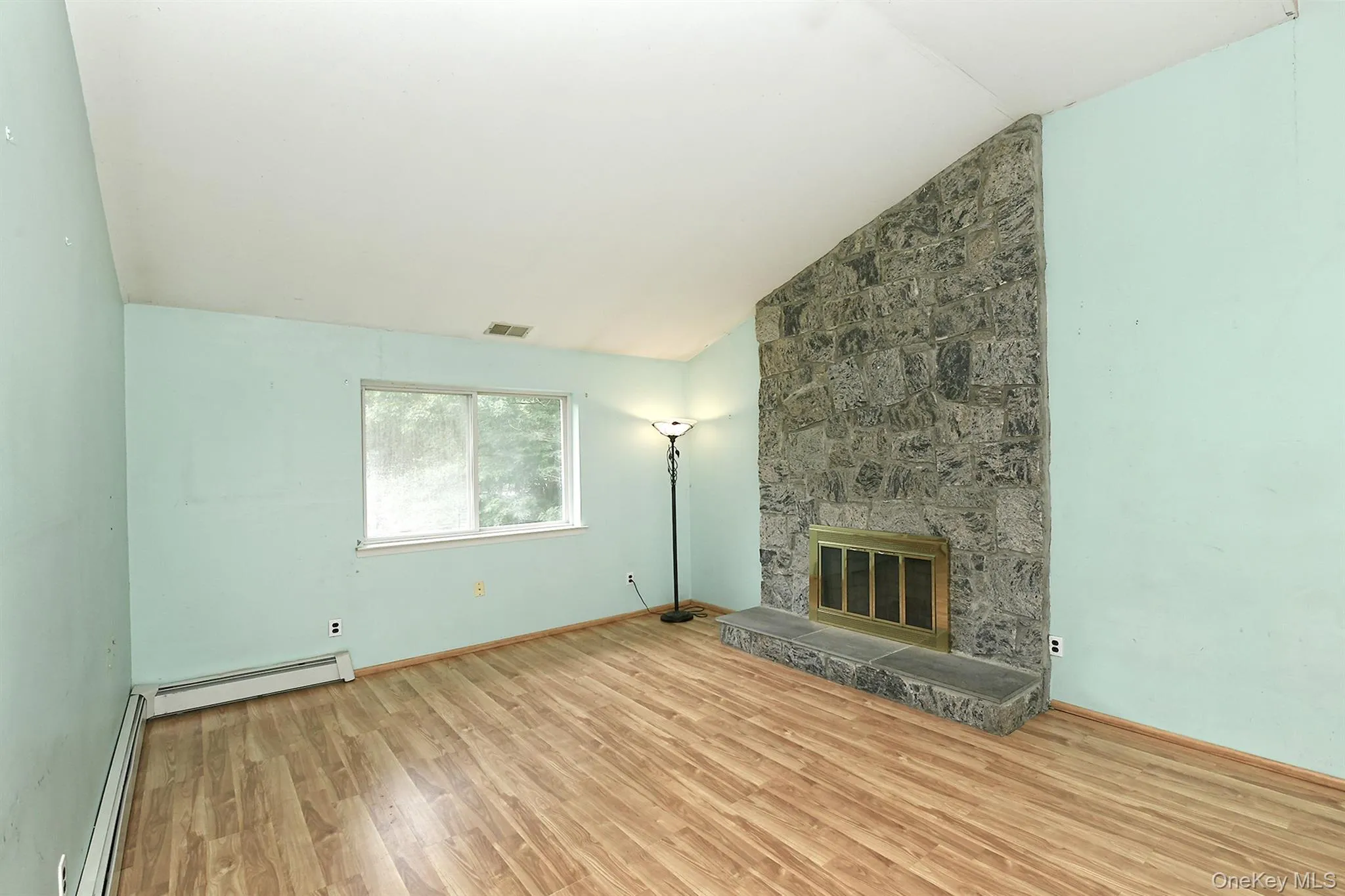 Formal Living Room With Fireplace Formal Living Room With Fireplace