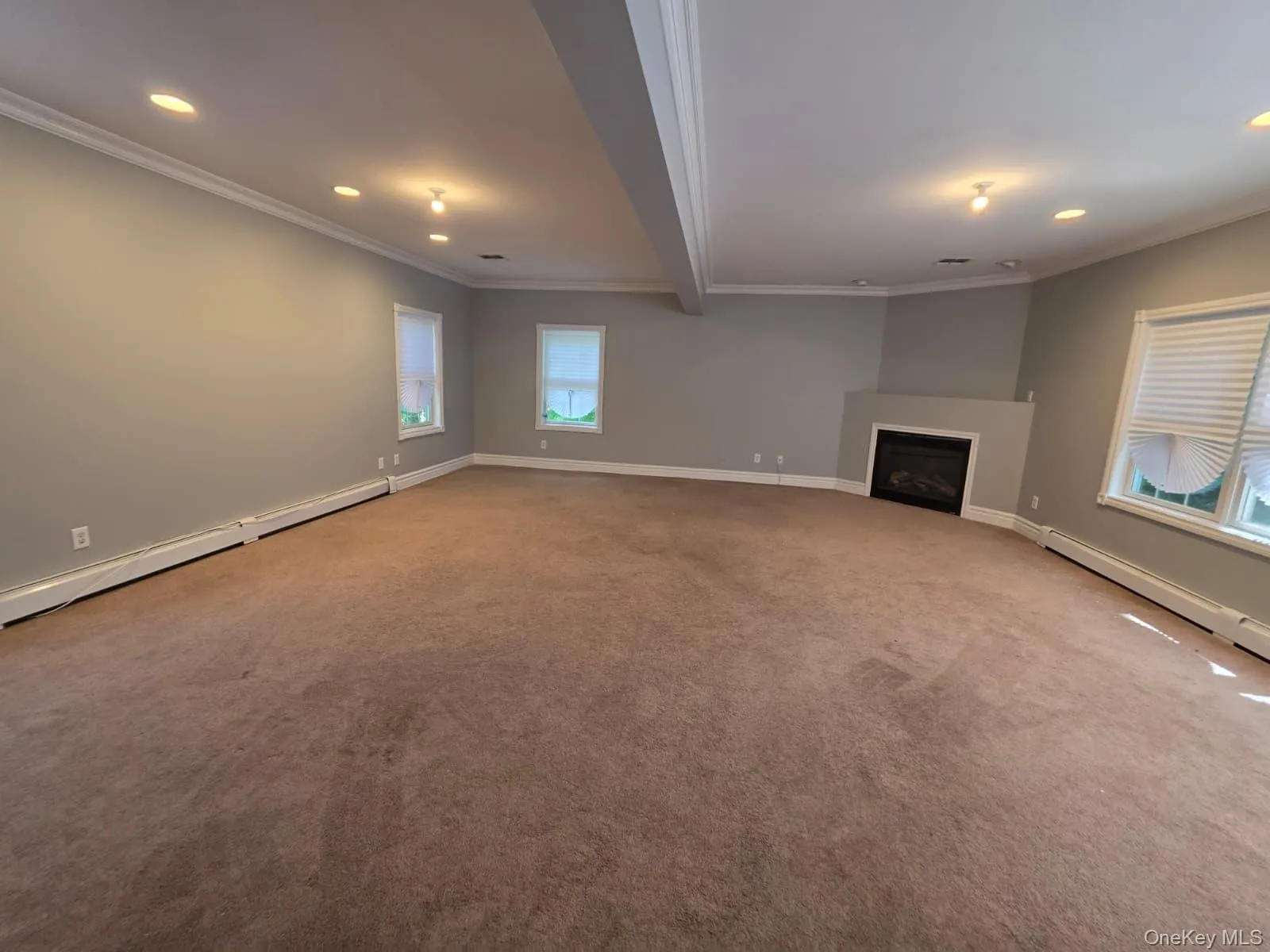 8 Brian Court, Blooming Grove, NY, 4 Bedrooms Bedrooms, 9 Rooms Rooms,2 BathroomsBathrooms,Residential,For Rent,Brian,0,1020144 8 Brian Court, Blooming Grove, NY, 4 Bedrooms Bedrooms, 9 Rooms Rooms,2 BathroomsBathrooms,Residential,For Rent,Brian,0,1020144