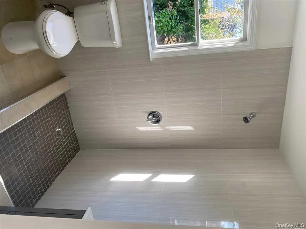 158 Rhodes Avenue, Hempstead, NY, 6 Bedrooms Bedrooms, 9 Rooms Rooms,3 BathroomsBathrooms,Residential Lease,For Rent,Rhodes,0,1020146 158 Rhodes Avenue, Hempstead, NY, 6 Bedrooms Bedrooms, 9 Rooms Rooms,3 BathroomsBathrooms,Residential Lease,For Rent,Rhodes,0,1020146