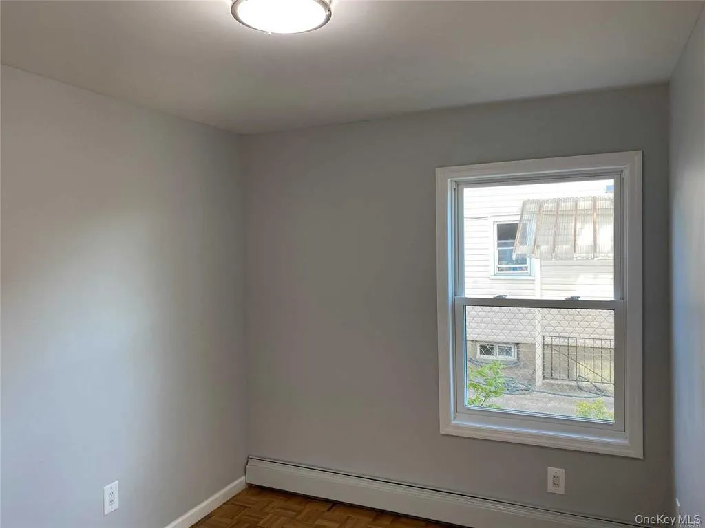 158 Rhodes Avenue, Hempstead, NY, 6 Bedrooms Bedrooms, 9 Rooms Rooms,3 BathroomsBathrooms,Residential Lease,For Rent,Rhodes,0,1020146 158 Rhodes Avenue, Hempstead, NY, 6 Bedrooms Bedrooms, 9 Rooms Rooms,3 BathroomsBathrooms,Residential Lease,For Rent,Rhodes,0,1020146