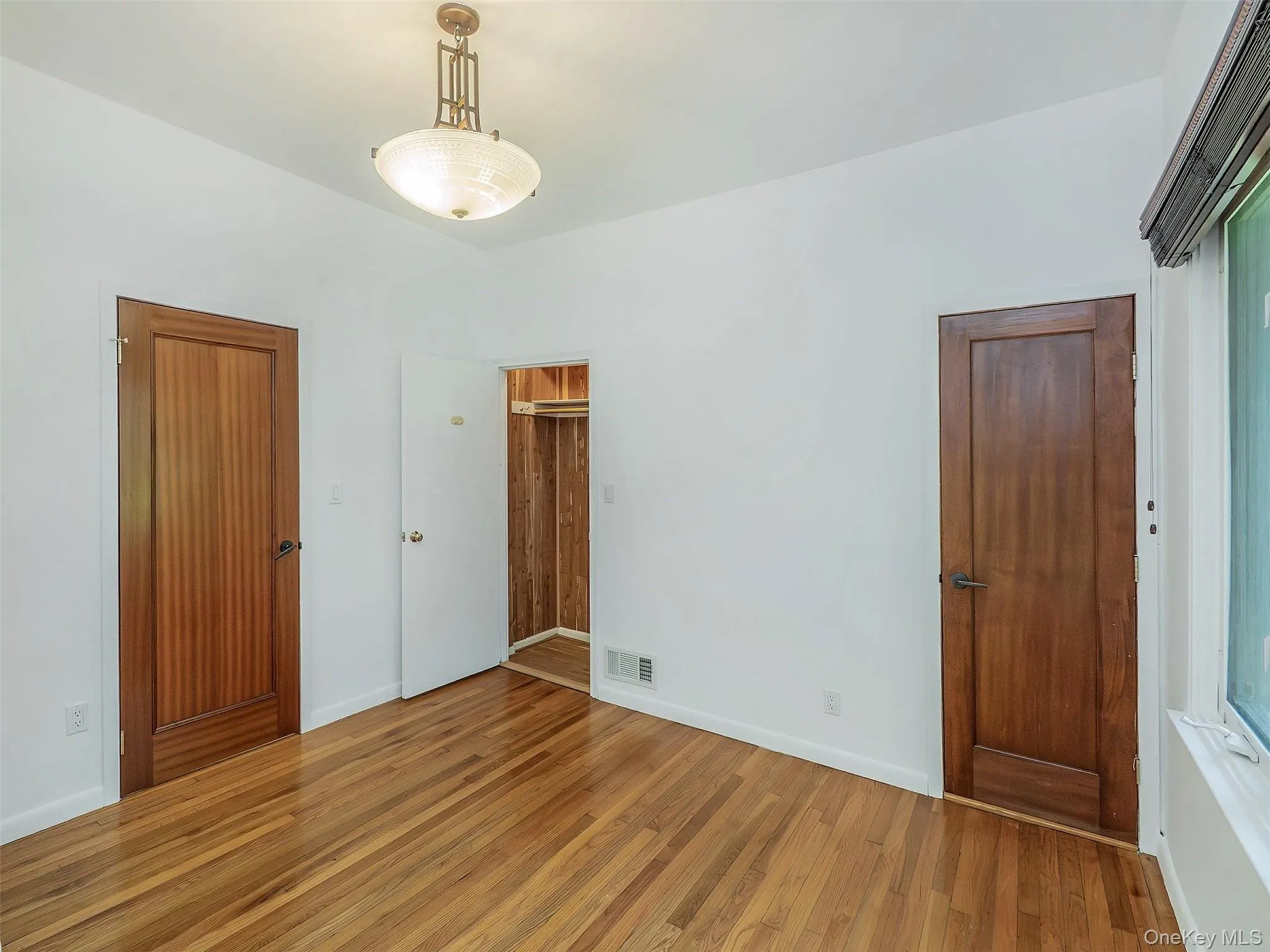 3 West Drive, North Hempstead, NY, 4 Bedrooms Bedrooms, 8 Rooms Rooms,4 BathroomsBathrooms,Residential Lease,For Rent,West,0,1020147 3 West Drive, North Hempstead, NY, 4 Bedrooms Bedrooms, 8 Rooms Rooms,4 BathroomsBathrooms,Residential Lease,For Rent,West,0,1020147