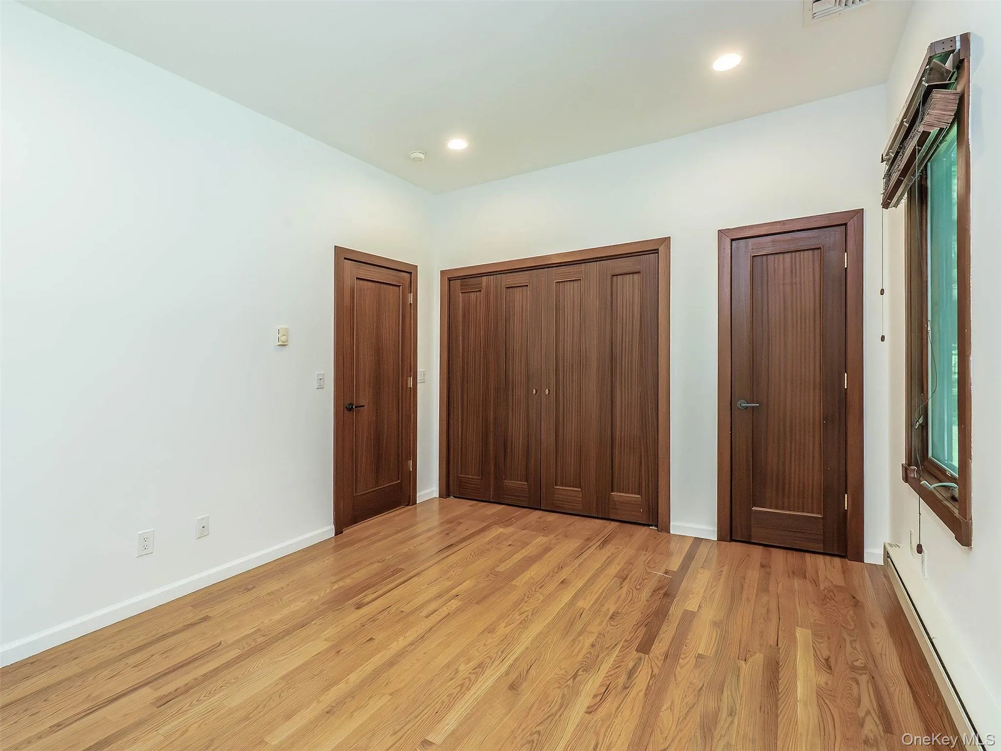 3 West Drive, North Hempstead, NY, 4 Bedrooms Bedrooms, 8 Rooms Rooms,4 BathroomsBathrooms,Residential Lease,For Rent,West,0,1020147 3 West Drive, North Hempstead, NY, 4 Bedrooms Bedrooms, 8 Rooms Rooms,4 BathroomsBathrooms,Residential Lease,For Rent,West,0,1020147