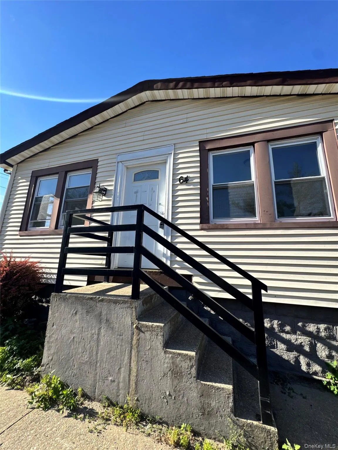 64 Sprague Avenue, Babylon, NY, 3 Bedrooms Bedrooms, 7 Rooms Rooms,2 BathroomsBathrooms,Residential Lease,For Rent,Sprague,0,1020148 64 Sprague Avenue, Babylon, NY, 3 Bedrooms Bedrooms, 7 Rooms Rooms,2 BathroomsBathrooms,Residential Lease,For Rent,Sprague,0,1020148
