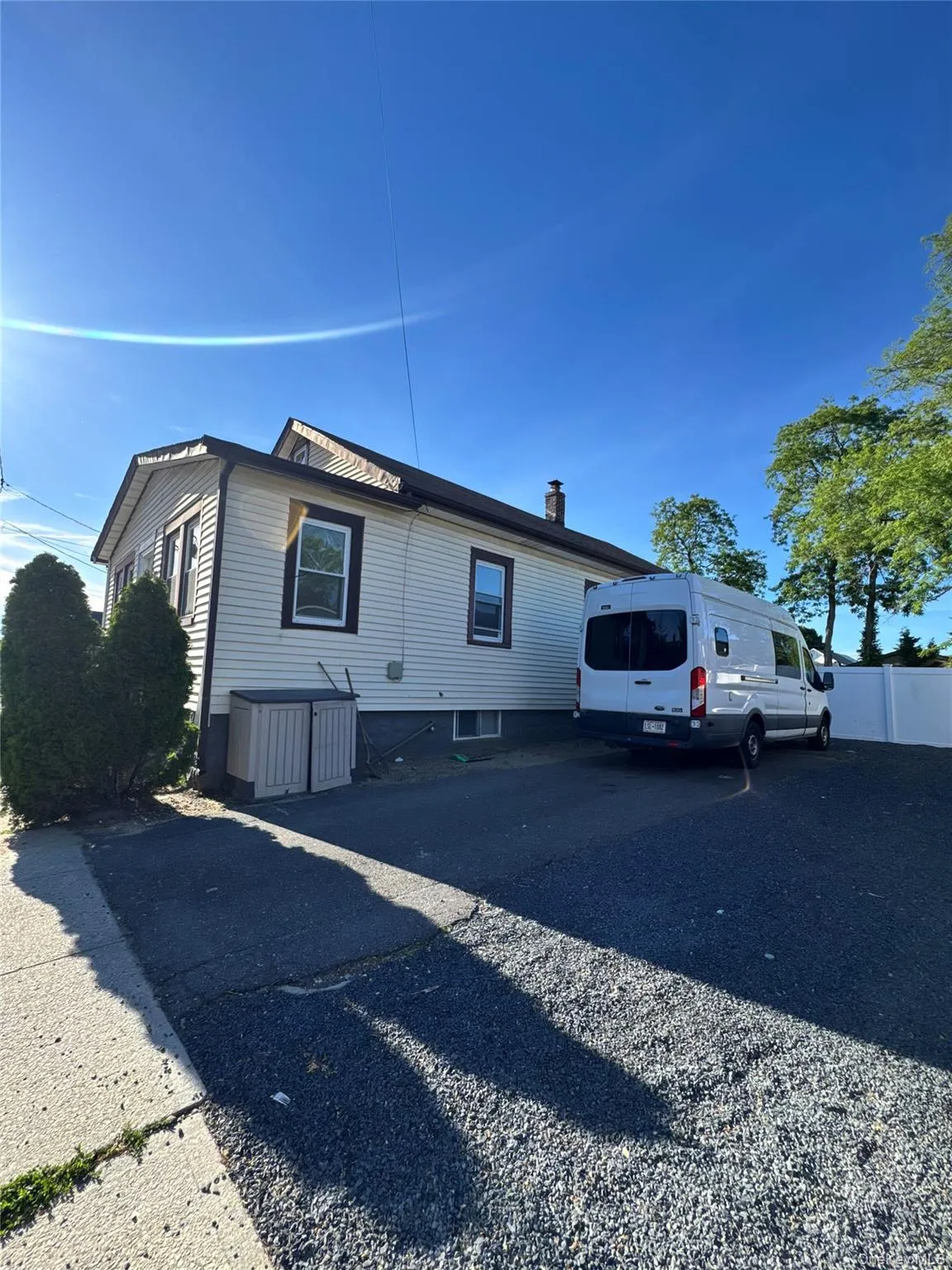 64 Sprague Avenue, Babylon, NY, 3 Bedrooms Bedrooms, 7 Rooms Rooms,2 BathroomsBathrooms,Residential Lease,For Rent,Sprague,0,1020148 64 Sprague Avenue, Babylon, NY, 3 Bedrooms Bedrooms, 7 Rooms Rooms,2 BathroomsBathrooms,Residential Lease,For Rent,Sprague,0,1020148