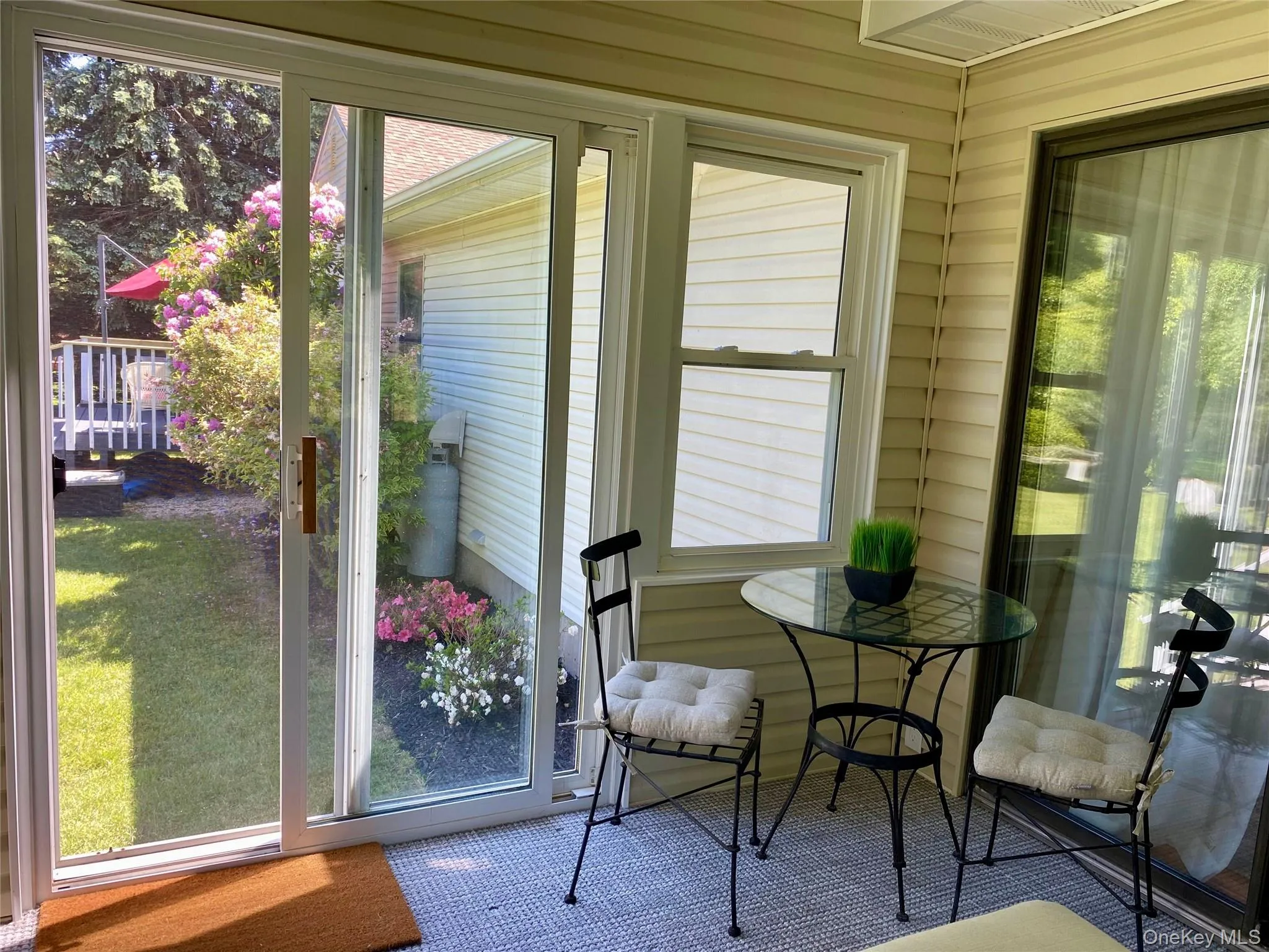 2735 Beebe Drive, Southold, NY, 3 Bedrooms Bedrooms, 8 Rooms Rooms,2 BathroomsBathrooms,Residential Lease,For Rent,Beebe,0,1020149 2735 Beebe Drive, Southold, NY, 3 Bedrooms Bedrooms, 8 Rooms Rooms,2 BathroomsBathrooms,Residential Lease,For Rent,Beebe,0,1020149