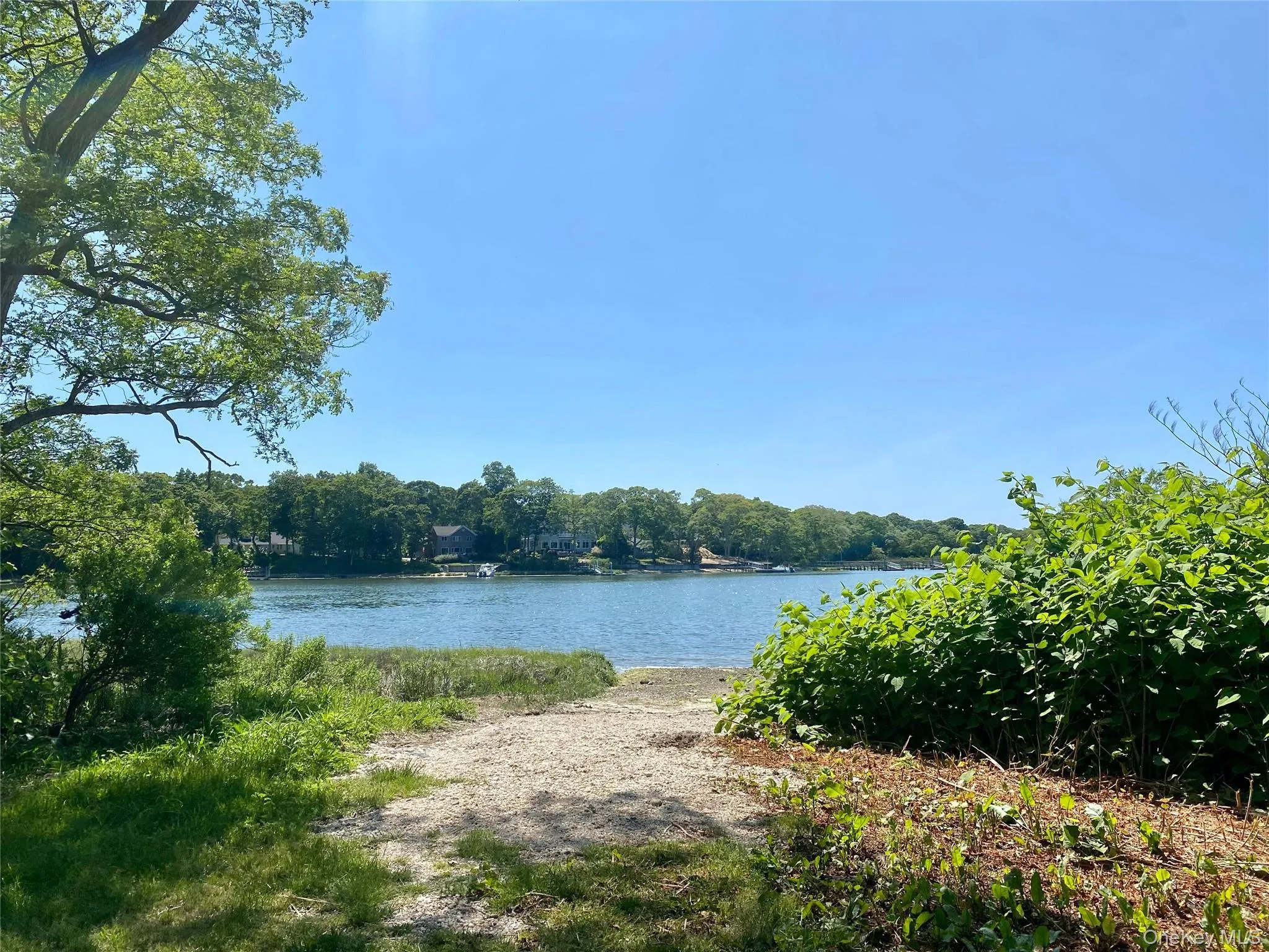 2735 Beebe Drive, Southold, NY, 3 Bedrooms Bedrooms, 8 Rooms Rooms,2 BathroomsBathrooms,Residential Lease,For Rent,Beebe,0,1020149 2735 Beebe Drive, Southold, NY, 3 Bedrooms Bedrooms, 8 Rooms Rooms,2 BathroomsBathrooms,Residential Lease,For Rent,Beebe,0,1020149