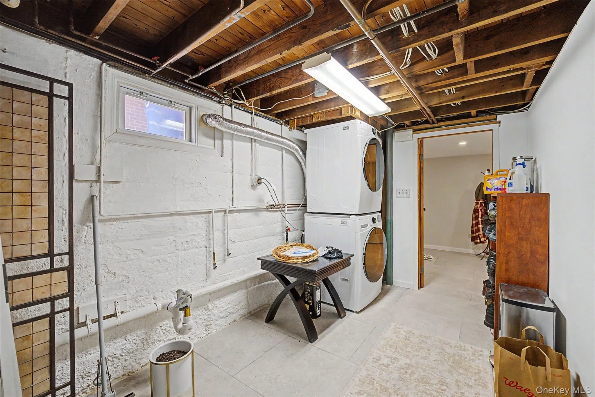16 Elton Road, Hempstead, NY, 4 Bedrooms Bedrooms, 8 Rooms Rooms,3 BathroomsBathrooms,Residential,For Rent,Elton,0,1020154 16 Elton Road, Hempstead, NY, 4 Bedrooms Bedrooms, 8 Rooms Rooms,3 BathroomsBathrooms,Residential,For Rent,Elton,0,1020154