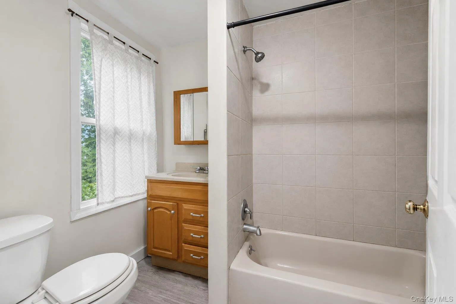 114 Main Street, Stony Point, NY, 4 Bedrooms Bedrooms, 6 Rooms Rooms,2 BathroomsBathrooms,Residential,For Rent,Main,0,1020157 114 Main Street, Stony Point, NY, 4 Bedrooms Bedrooms, 6 Rooms Rooms,2 BathroomsBathrooms,Residential,For Rent,Main,0,1020157