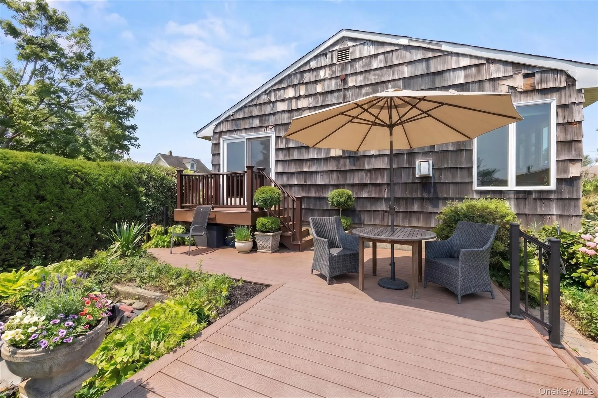 272 Grand Central Avenue, Babylon, NY, 1 Bedroom Bedrooms, 5 Rooms Rooms,1 BathroomBathrooms,Residential,For Rent,Grand Central,0,1020158 272 Grand Central Avenue, Babylon, NY, 1 Bedroom Bedrooms, 5 Rooms Rooms,1 BathroomBathrooms,Residential,For Rent,Grand Central,0,1020158