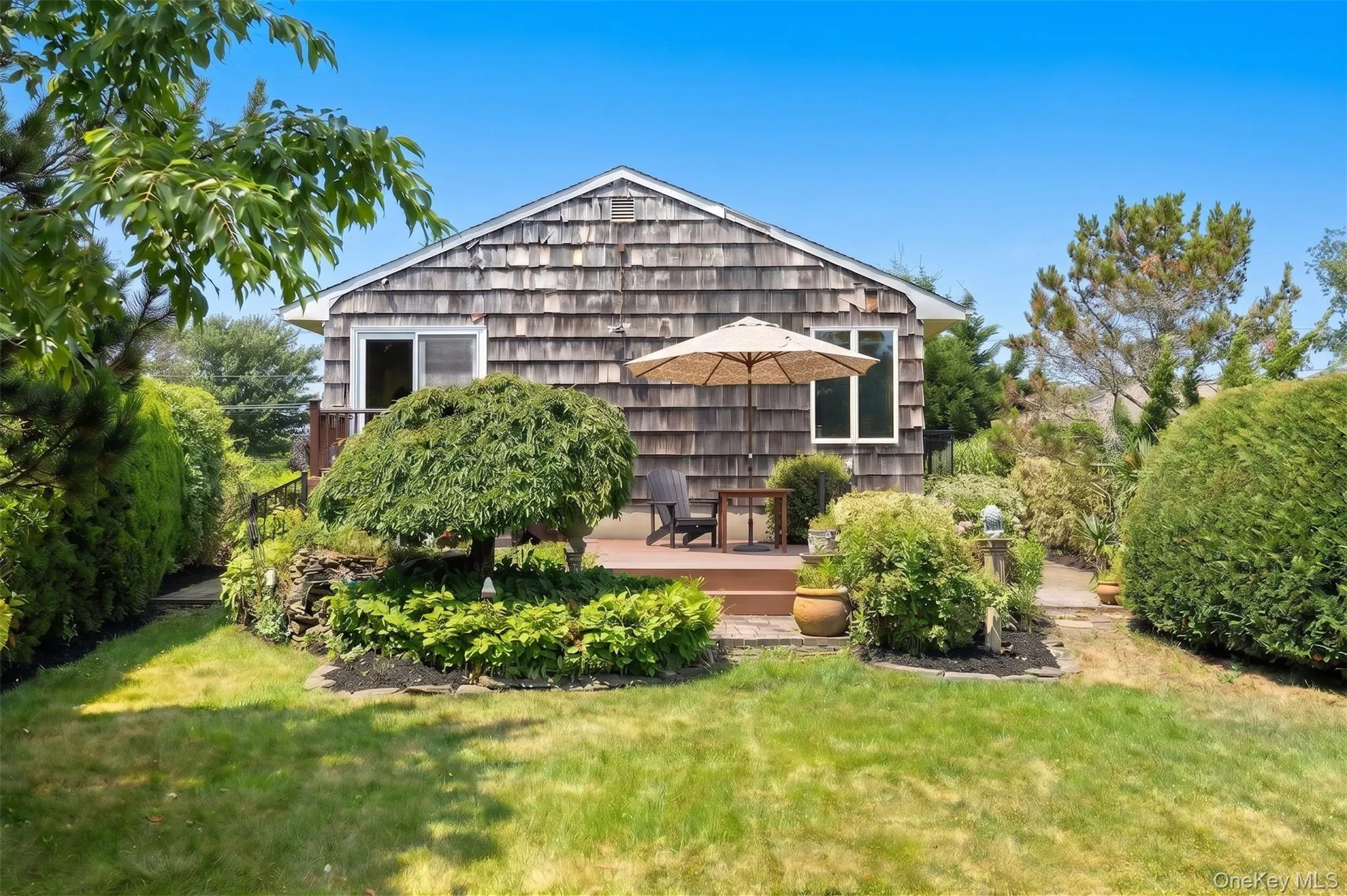 272 Grand Central Avenue, Babylon, NY, 1 Bedroom Bedrooms, 5 Rooms Rooms,1 BathroomBathrooms,Residential,For Rent,Grand Central,0,1020158 272 Grand Central Avenue, Babylon, NY, 1 Bedroom Bedrooms, 5 Rooms Rooms,1 BathroomBathrooms,Residential,For Rent,Grand Central,0,1020158