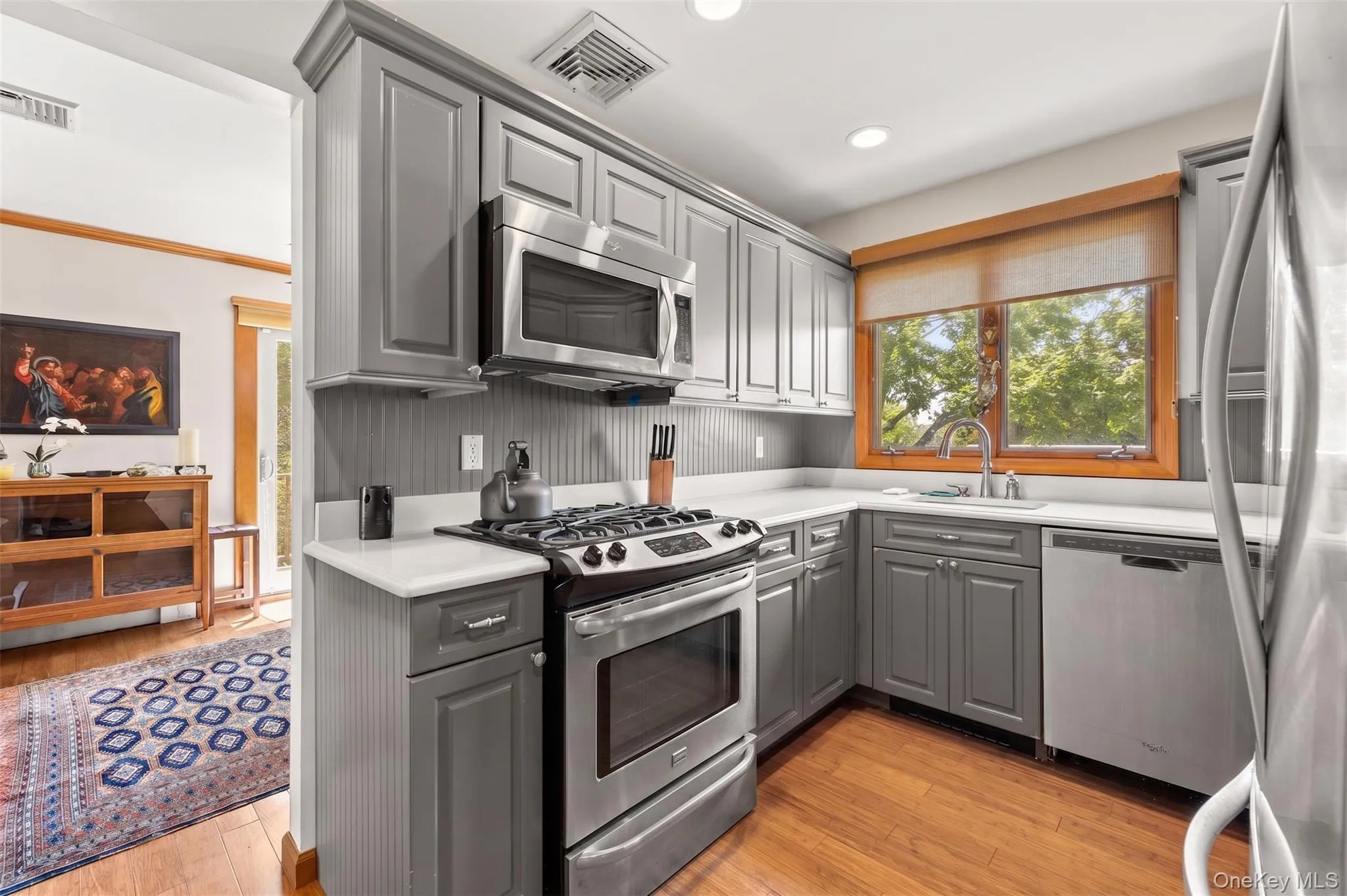 272 Grand Central Avenue, Babylon, NY, 1 Bedroom Bedrooms, 5 Rooms Rooms,1 BathroomBathrooms,Residential,For Rent,Grand Central,0,1020158 272 Grand Central Avenue, Babylon, NY, 1 Bedroom Bedrooms, 5 Rooms Rooms,1 BathroomBathrooms,Residential,For Rent,Grand Central,0,1020158