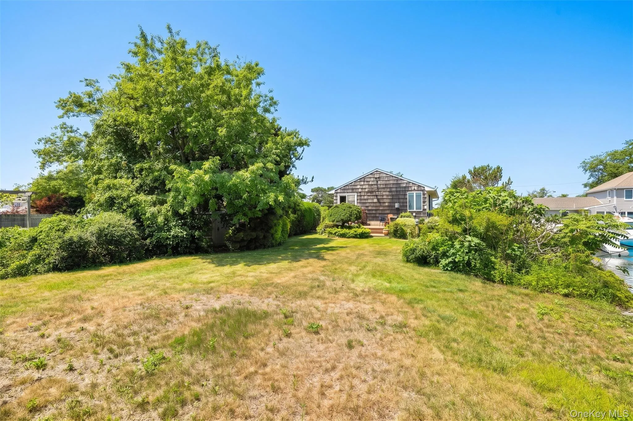 272 Grand Central Avenue, Babylon, NY, 1 Bedroom Bedrooms, 5 Rooms Rooms,1 BathroomBathrooms,Residential,For Rent,Grand Central,0,1020158 272 Grand Central Avenue, Babylon, NY, 1 Bedroom Bedrooms, 5 Rooms Rooms,1 BathroomBathrooms,Residential,For Rent,Grand Central,0,1020158