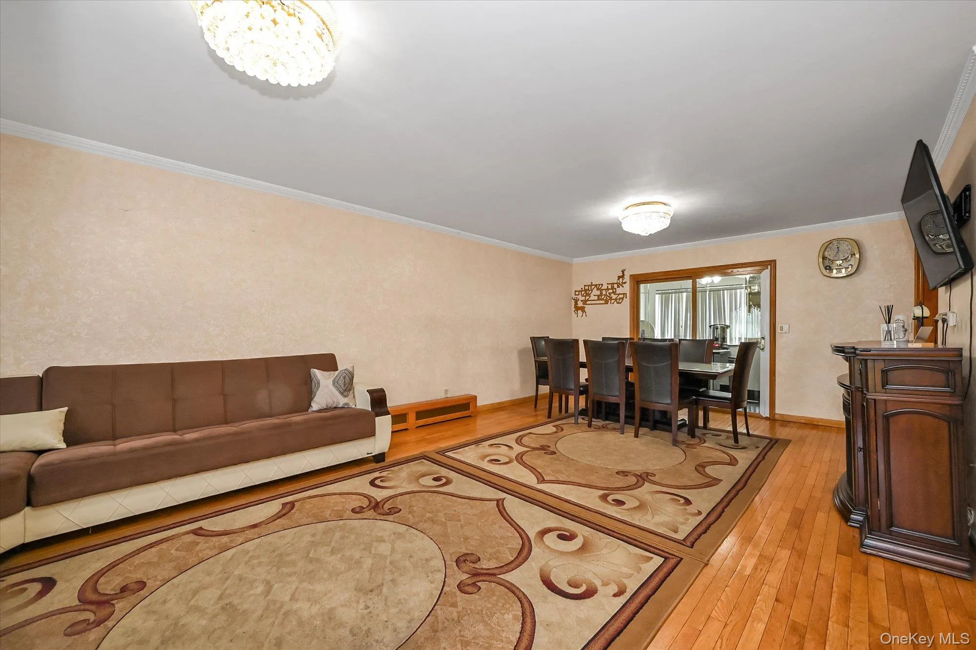 15052 76th Road, New York, NY, 3 Bedrooms Bedrooms, 10 Rooms Rooms,2 BathroomsBathrooms,Residential,For Rent,76th,0,1020159 15052 76th Road, New York, NY, 3 Bedrooms Bedrooms, 10 Rooms Rooms,2 BathroomsBathrooms,Residential,For Rent,76th,0,1020159
