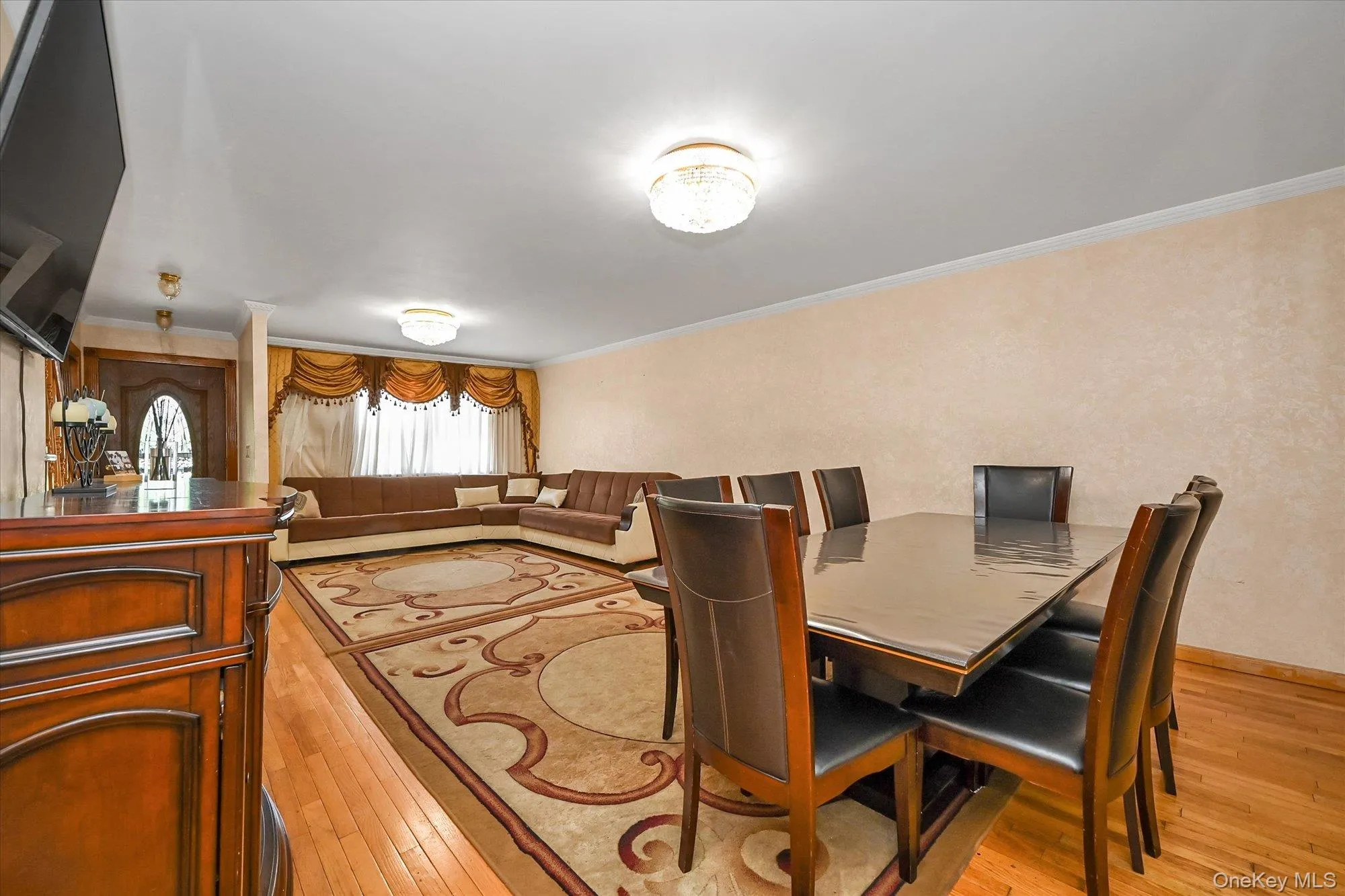 15052 76th Road, New York, NY, 3 Bedrooms Bedrooms, 10 Rooms Rooms,2 BathroomsBathrooms,Residential,For Rent,76th,0,1020159 15052 76th Road, New York, NY, 3 Bedrooms Bedrooms, 10 Rooms Rooms,2 BathroomsBathrooms,Residential,For Rent,76th,0,1020159