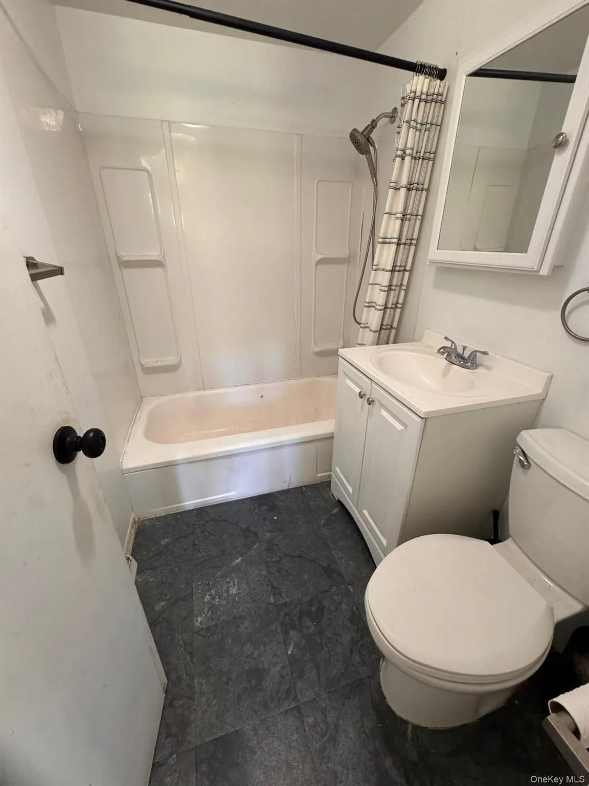 26 Stony Run Road, Newburgh (town), NY, 3 Bedrooms Bedrooms, 4 Rooms Rooms,2 BathroomsBathrooms,Residential Lease,For Rent,Stony Run,0,1020160 26 Stony Run Road, Newburgh (town), NY, 3 Bedrooms Bedrooms, 4 Rooms Rooms,2 BathroomsBathrooms,Residential Lease,For Rent,Stony Run,0,1020160
