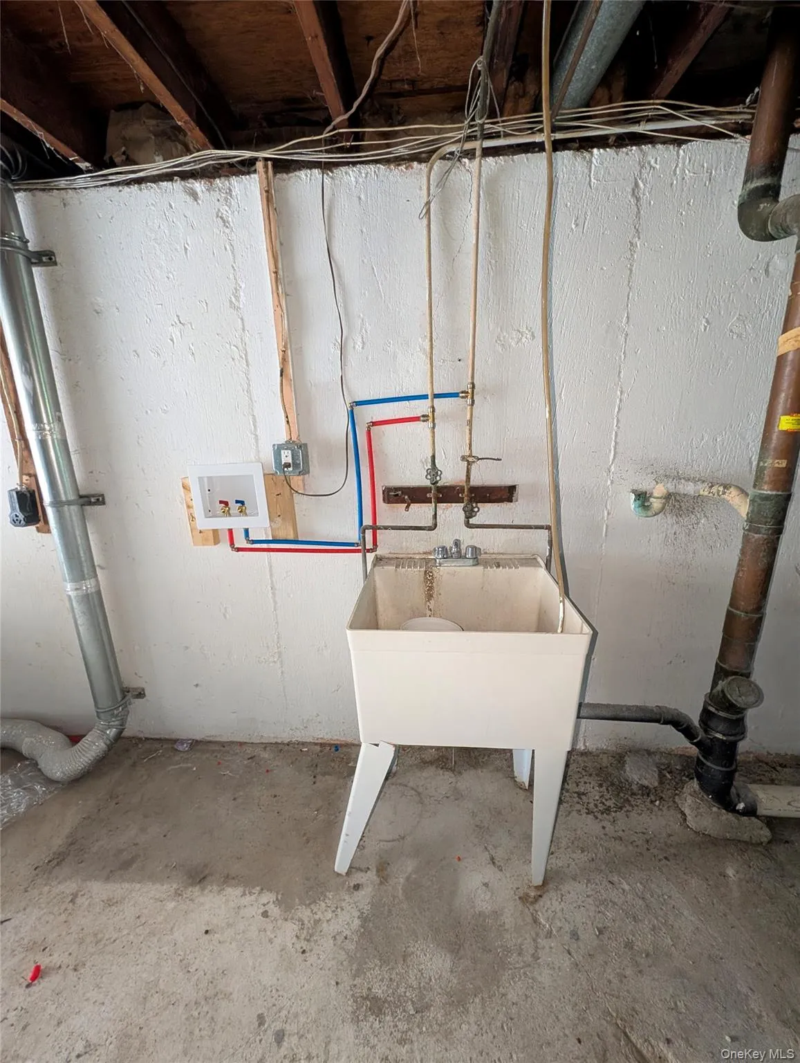 26 Stony Run Road, Newburgh (town), NY, 3 Bedrooms Bedrooms, 4 Rooms Rooms,2 BathroomsBathrooms,Residential Lease,For Rent,Stony Run,0,1020160 26 Stony Run Road, Newburgh (town), NY, 3 Bedrooms Bedrooms, 4 Rooms Rooms,2 BathroomsBathrooms,Residential Lease,For Rent,Stony Run,0,1020160