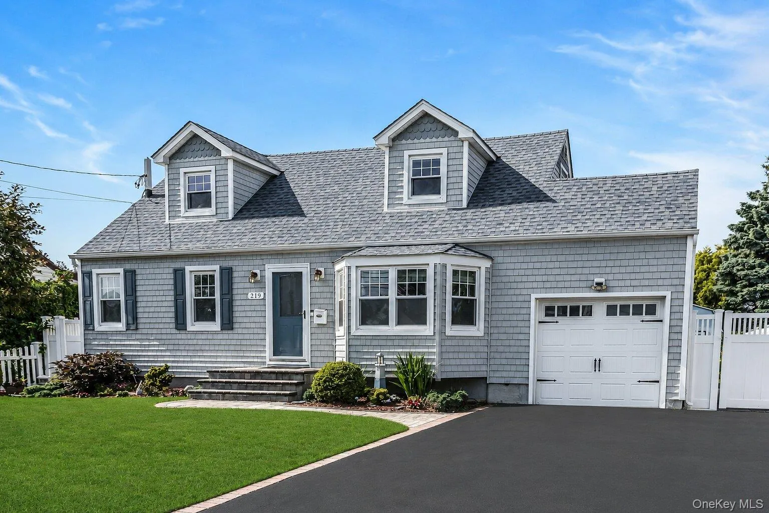 219 Nassau Avenue, Oyster Bay, NY, 3 Bedrooms Bedrooms, 7 Rooms Rooms,2 BathroomsBathrooms,Residential,For Rent,Nassau,0,1020161 219 Nassau Avenue, Oyster Bay, NY, 3 Bedrooms Bedrooms, 7 Rooms Rooms,2 BathroomsBathrooms,Residential,For Rent,Nassau,0,1020161