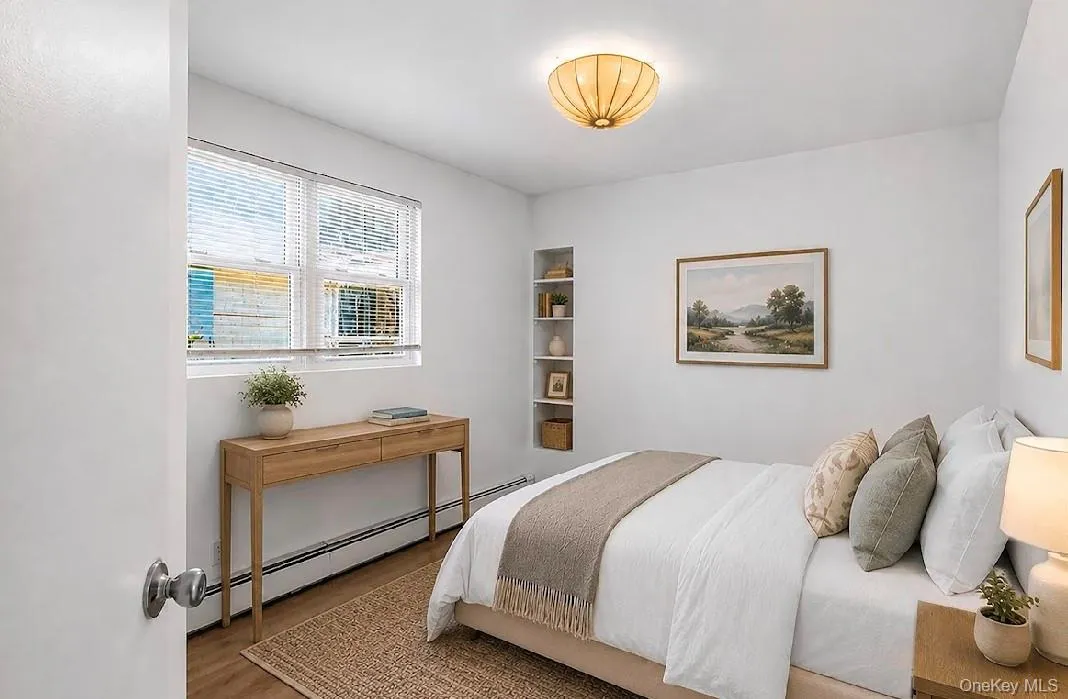 Primary bedroom, virtually staged. Primary bedroom, virtually staged.