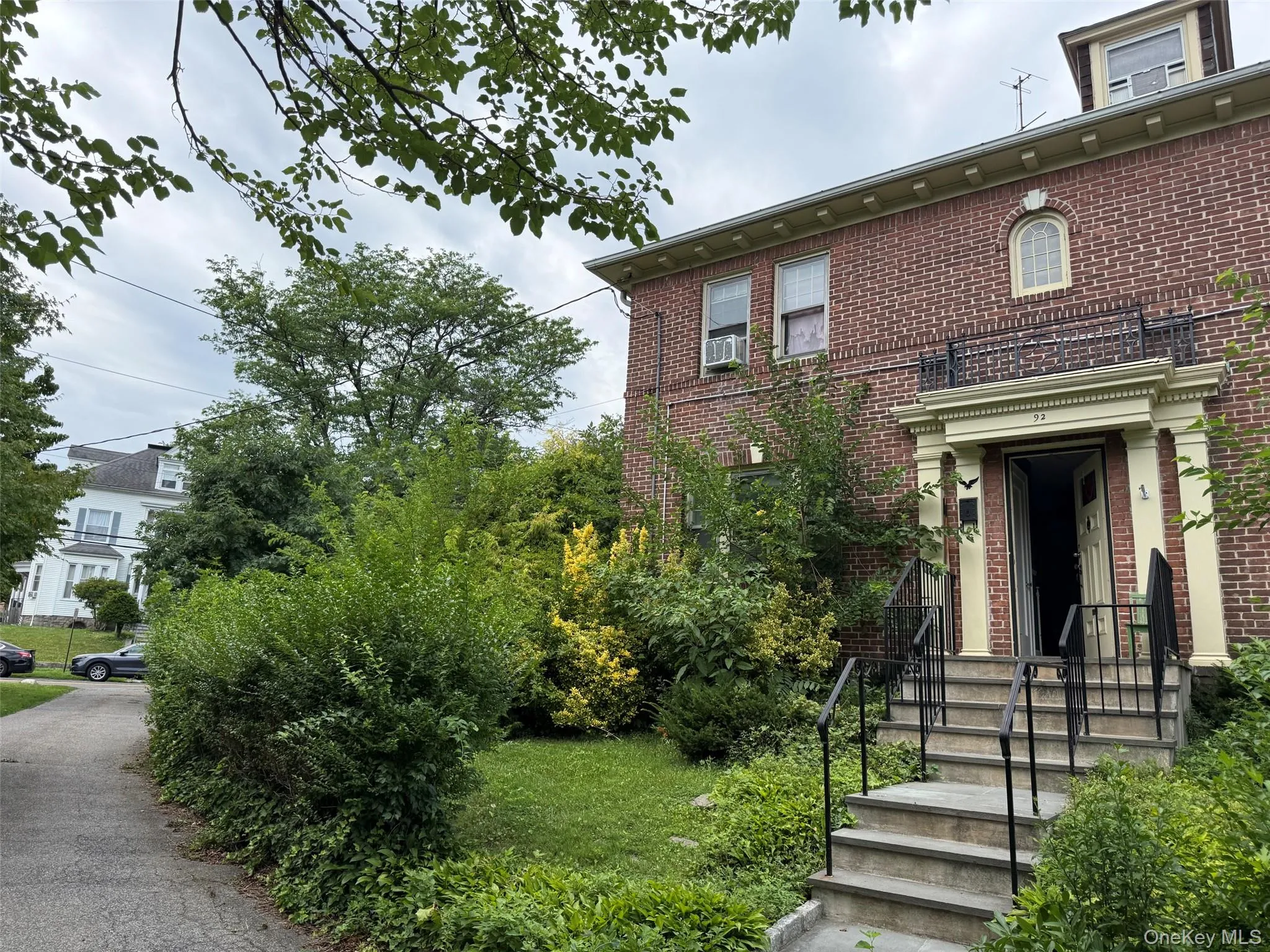 92 Woodland Avenue, New Rochelle, NY, 4 Bedrooms Bedrooms, 8 Rooms Rooms,3 BathroomsBathrooms,Residential,For Rent,Woodland,0,1020164 92 Woodland Avenue, New Rochelle, NY, 4 Bedrooms Bedrooms, 8 Rooms Rooms,3 BathroomsBathrooms,Residential,For Rent,Woodland,0,1020164