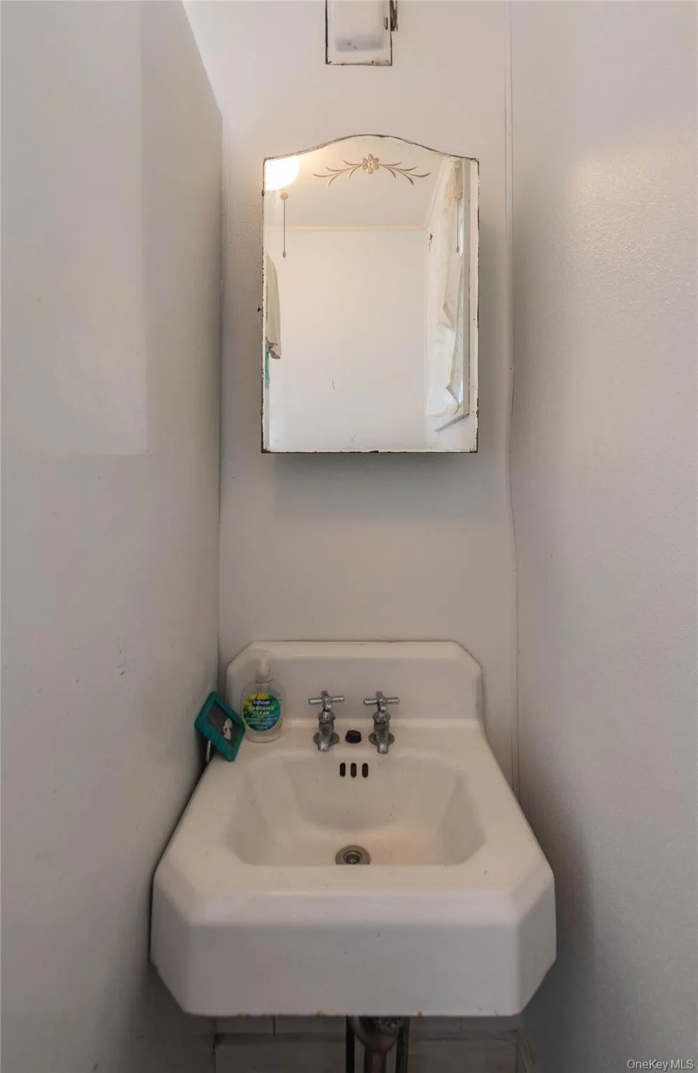 7 Brodie Road, East Fishkill, NY, 1 Bedroom Bedrooms, 2 Rooms Rooms,1 BathroomBathrooms,Residential,For Rent,Brodie,0,1020166 7 Brodie Road, East Fishkill, NY, 1 Bedroom Bedrooms, 2 Rooms Rooms,1 BathroomBathrooms,Residential,For Rent,Brodie,0,1020166