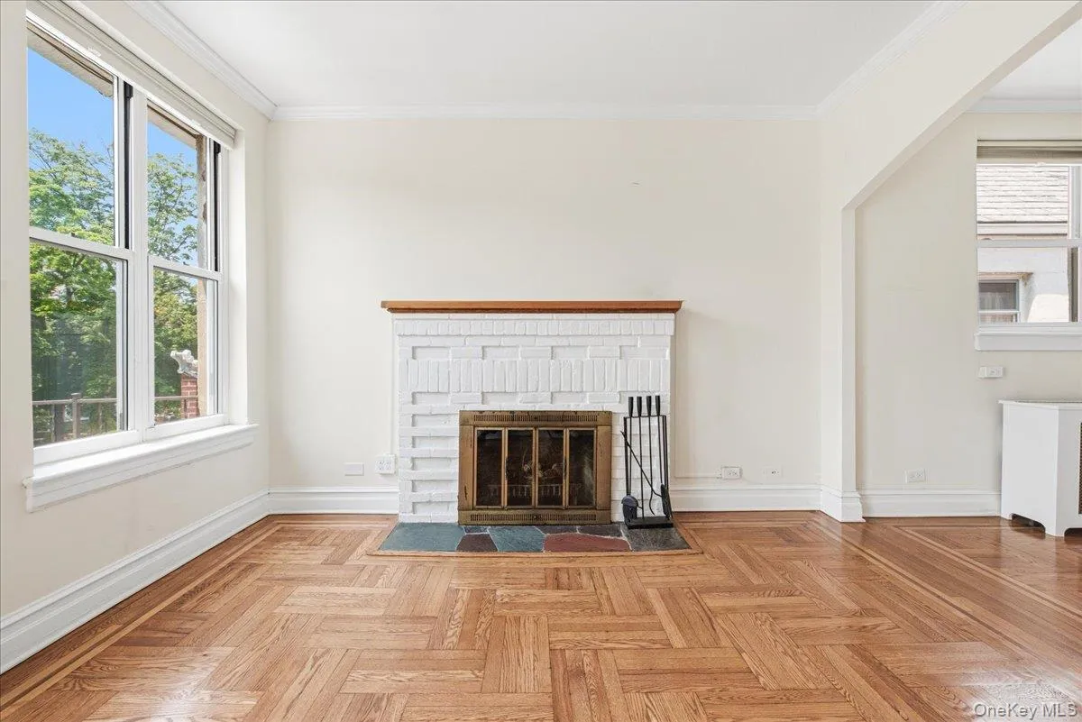 68-11 Clyde Street, New York, NY, 3 Bedrooms Bedrooms, 7 Rooms Rooms,1 BathroomBathrooms,Residential Lease,For Rent,Clyde,0,1020167 68-11 Clyde Street, New York, NY, 3 Bedrooms Bedrooms, 7 Rooms Rooms,1 BathroomBathrooms,Residential Lease,For Rent,Clyde,0,1020167