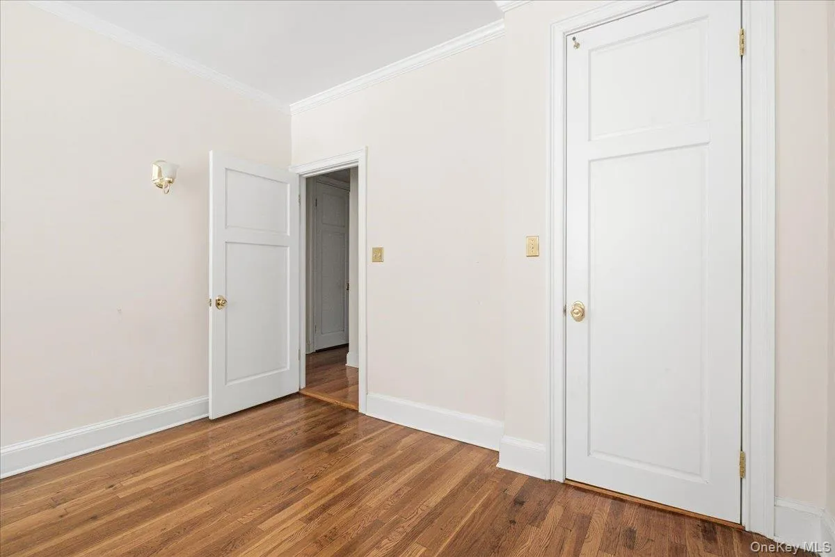 68-11 Clyde Street, New York, NY, 3 Bedrooms Bedrooms, 7 Rooms Rooms,1 BathroomBathrooms,Residential Lease,For Rent,Clyde,0,1020167 68-11 Clyde Street, New York, NY, 3 Bedrooms Bedrooms, 7 Rooms Rooms,1 BathroomBathrooms,Residential Lease,For Rent,Clyde,0,1020167