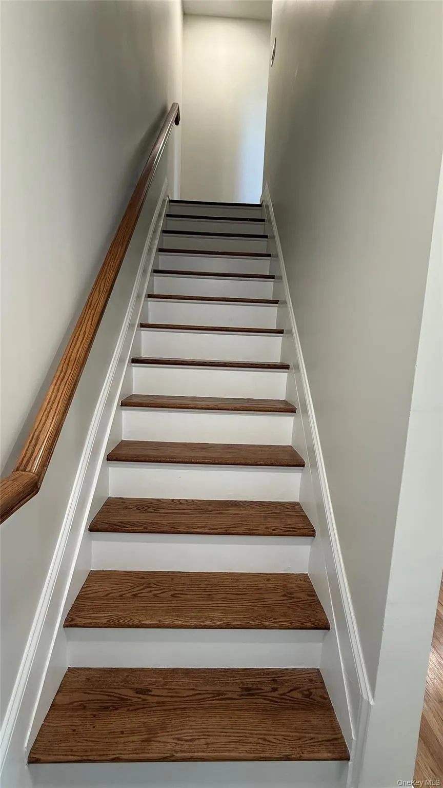 211 4th Avenue, West Babylon, NY, 3 Bedrooms Bedrooms, 6 Rooms Rooms,1 BathroomBathrooms,Residential,For Rent,4th,0,1020169 211 4th Avenue, West Babylon, NY, 3 Bedrooms Bedrooms, 6 Rooms Rooms,1 BathroomBathrooms,Residential,For Rent,4th,0,1020169