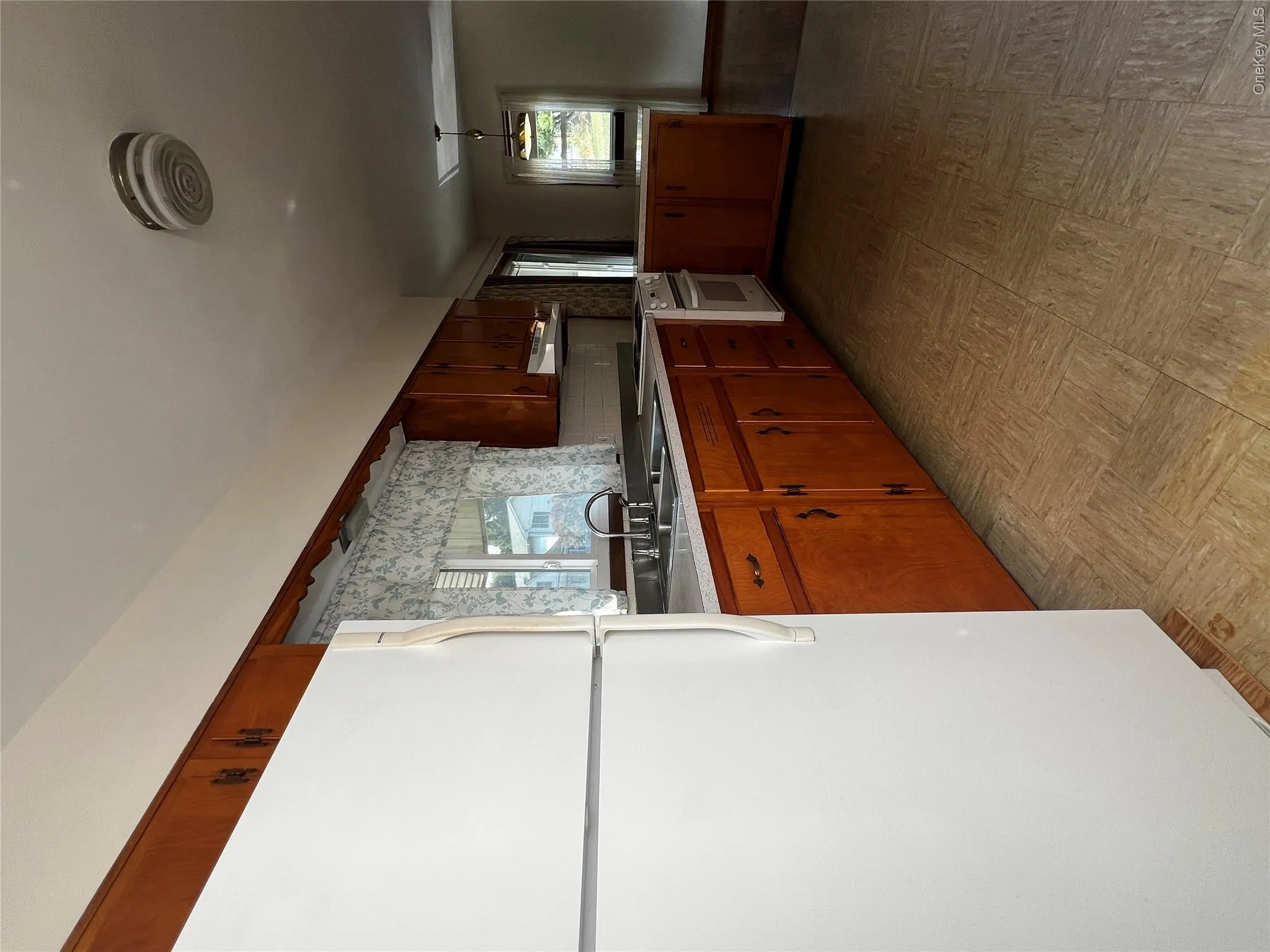 Refrigerator and electric stove. Refrigerator and electric stove.