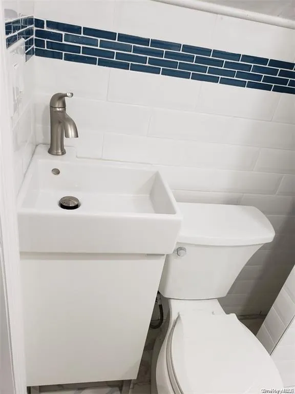 131-02 107th Avenue, New York, NY, 3 Bedrooms Bedrooms, 6 Rooms Rooms,2 BathroomsBathrooms,Residential Lease,For Rent,107th,0,1020175 131-02 107th Avenue, New York, NY, 3 Bedrooms Bedrooms, 6 Rooms Rooms,2 BathroomsBathrooms,Residential Lease,For Rent,107th,0,1020175