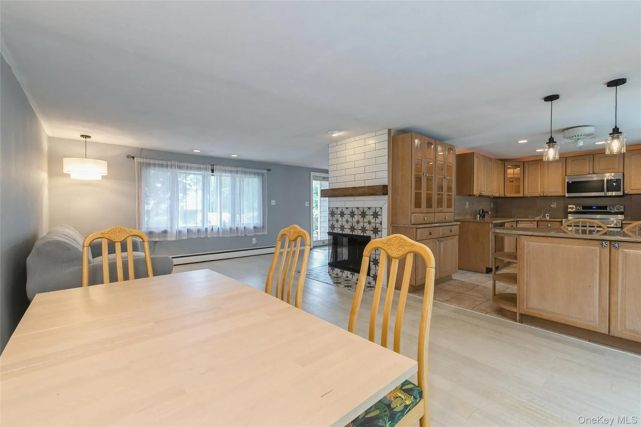 28 Campus Lane, Brookhaven, NY, 3 Bedrooms Bedrooms, 7 Rooms Rooms,2 BathroomsBathrooms,Residential,For Rent,Campus,0,1020178 28 Campus Lane, Brookhaven, NY, 3 Bedrooms Bedrooms, 7 Rooms Rooms,2 BathroomsBathrooms,Residential,For Rent,Campus,0,1020178