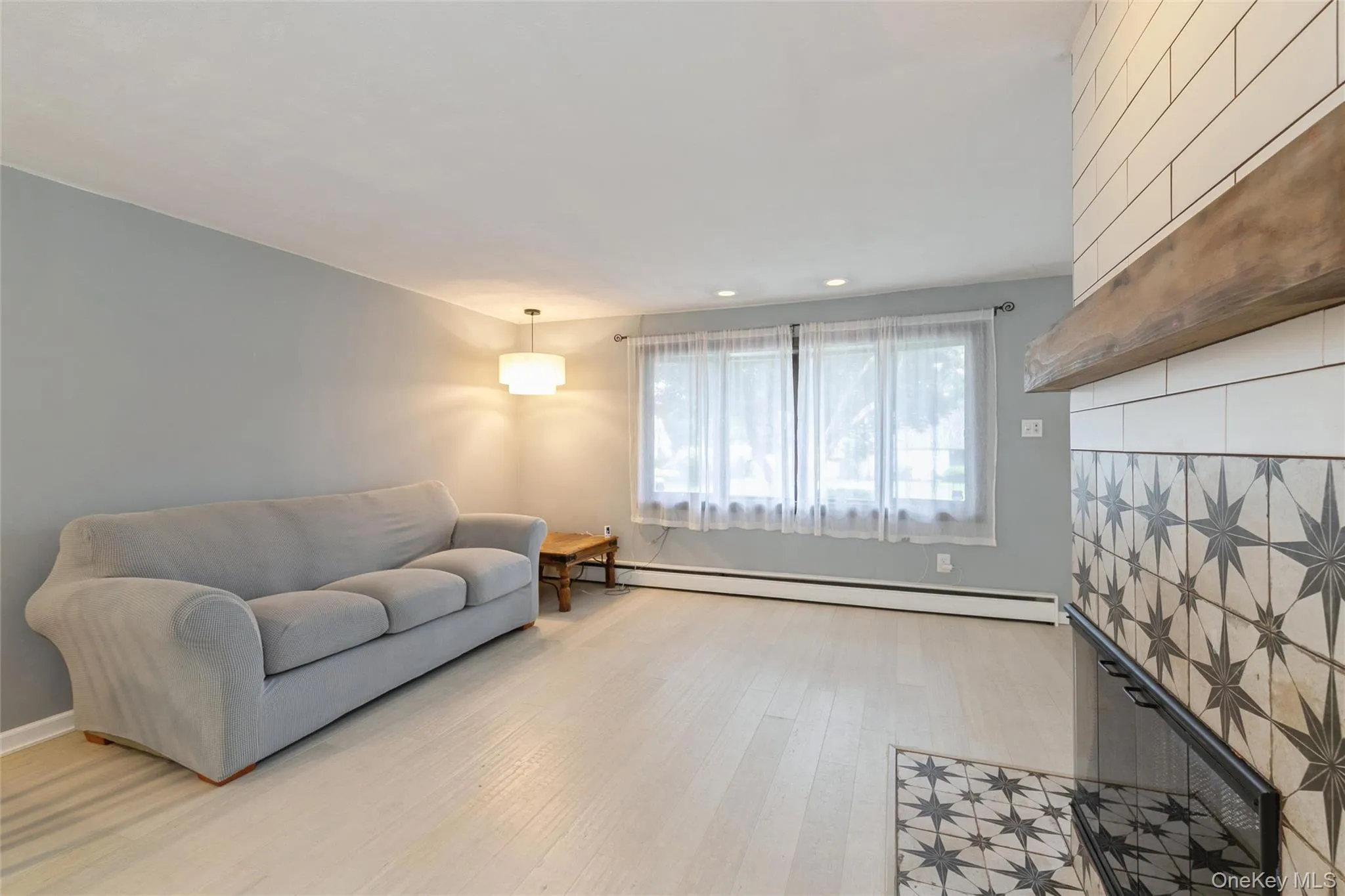 28 Campus Lane, Brookhaven, NY, 3 Bedrooms Bedrooms, 7 Rooms Rooms,2 BathroomsBathrooms,Residential,For Rent,Campus,0,1020178 28 Campus Lane, Brookhaven, NY, 3 Bedrooms Bedrooms, 7 Rooms Rooms,2 BathroomsBathrooms,Residential,For Rent,Campus,0,1020178