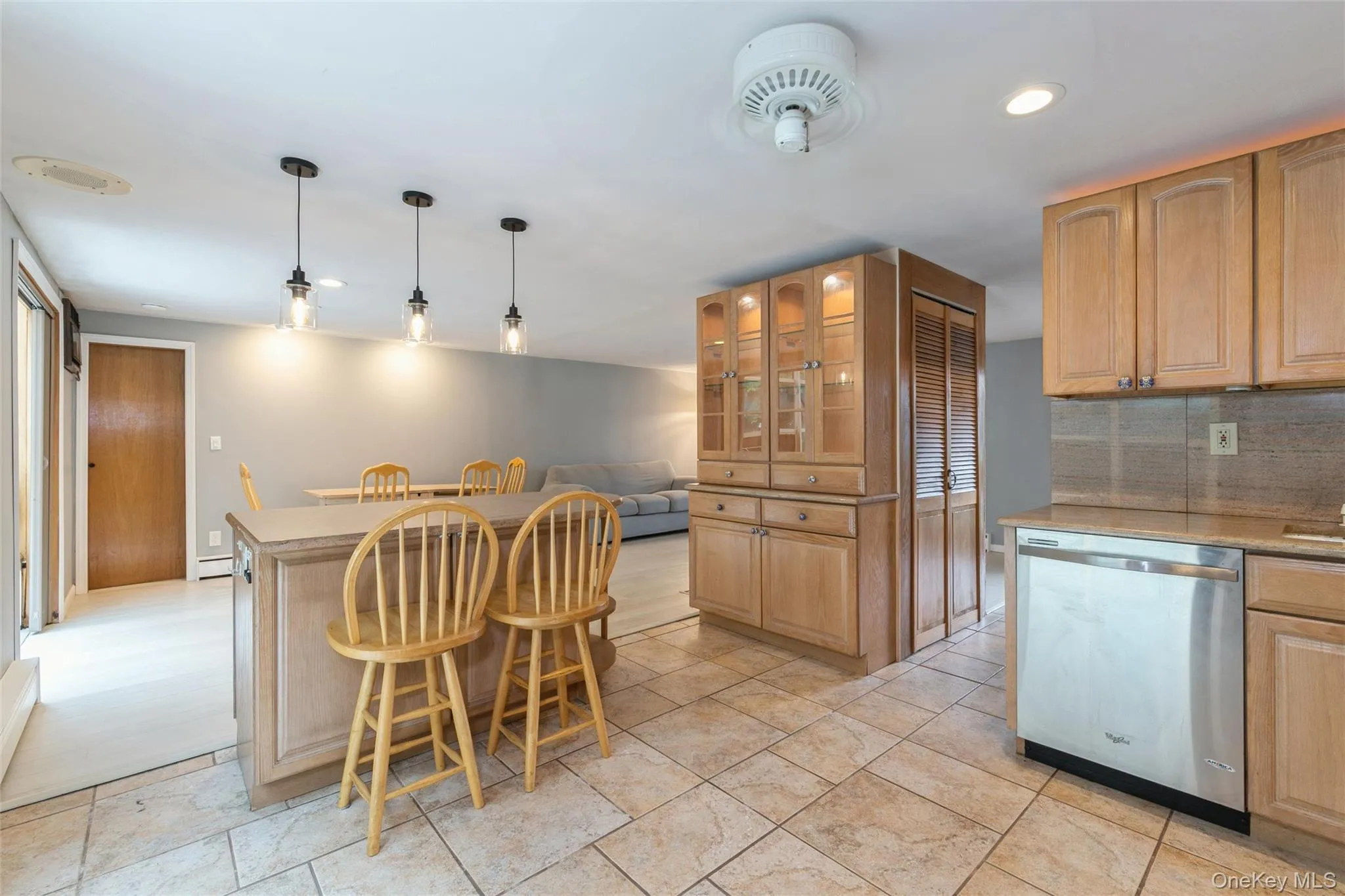 28 Campus Lane, Brookhaven, NY, 3 Bedrooms Bedrooms, 7 Rooms Rooms,2 BathroomsBathrooms,Residential,For Rent,Campus,0,1020178 28 Campus Lane, Brookhaven, NY, 3 Bedrooms Bedrooms, 7 Rooms Rooms,2 BathroomsBathrooms,Residential,For Rent,Campus,0,1020178