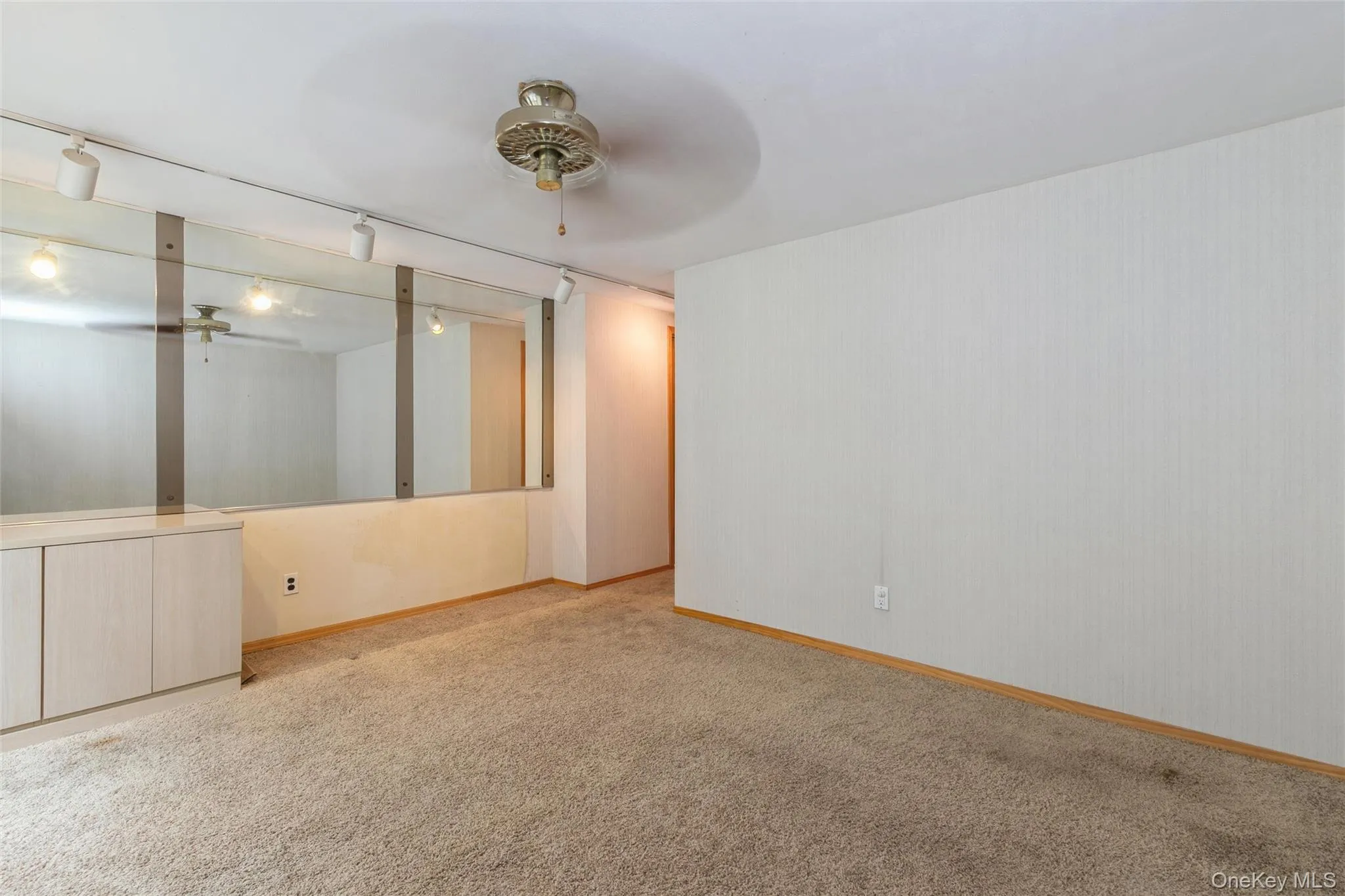 28 Campus Lane, Brookhaven, NY, 3 Bedrooms Bedrooms, 7 Rooms Rooms,2 BathroomsBathrooms,Residential,For Rent,Campus,0,1020178 28 Campus Lane, Brookhaven, NY, 3 Bedrooms Bedrooms, 7 Rooms Rooms,2 BathroomsBathrooms,Residential,For Rent,Campus,0,1020178