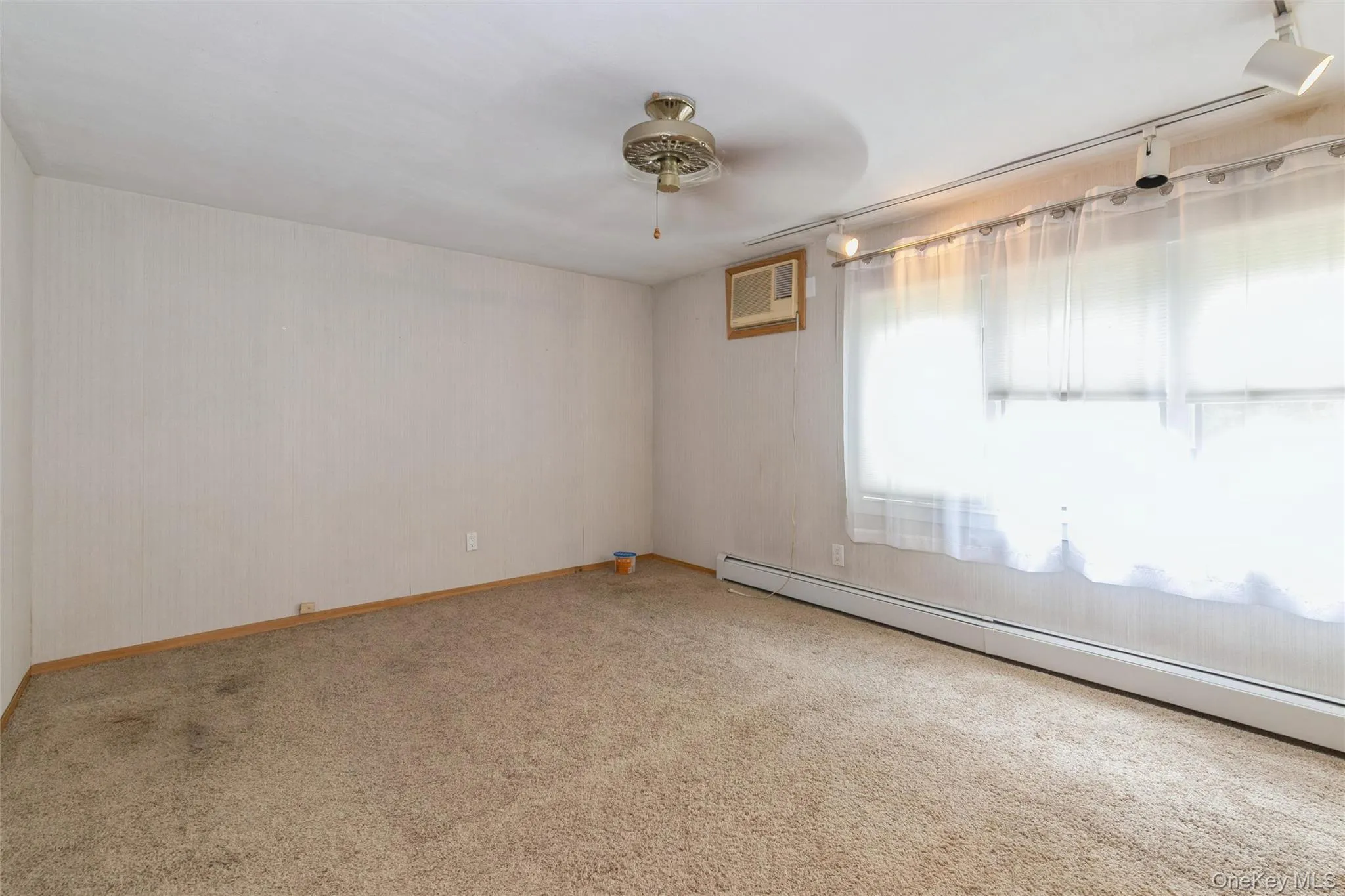 28 Campus Lane, Brookhaven, NY, 3 Bedrooms Bedrooms, 7 Rooms Rooms,2 BathroomsBathrooms,Residential,For Rent,Campus,0,1020178 28 Campus Lane, Brookhaven, NY, 3 Bedrooms Bedrooms, 7 Rooms Rooms,2 BathroomsBathrooms,Residential,For Rent,Campus,0,1020178