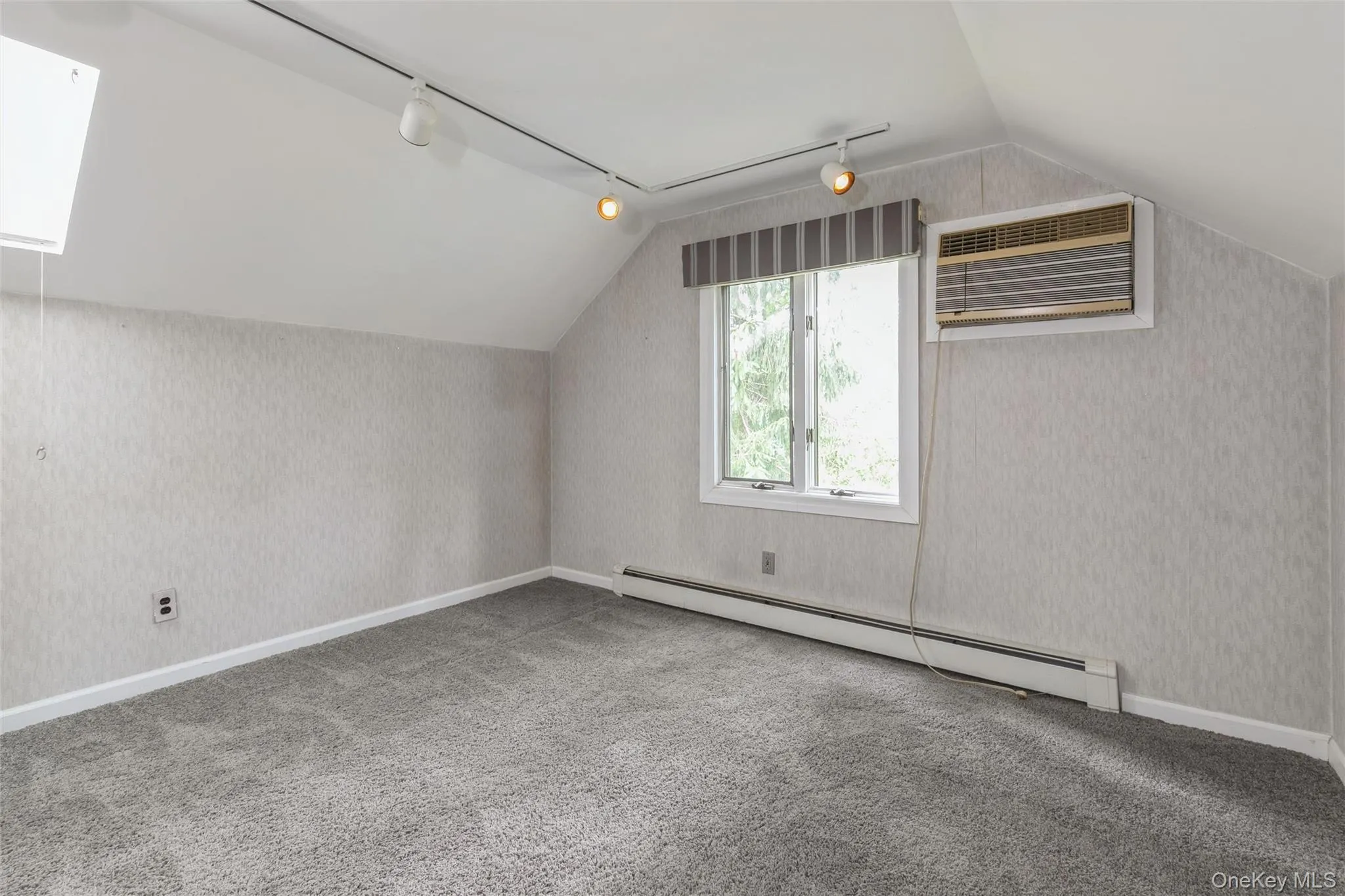 28 Campus Lane, Brookhaven, NY, 3 Bedrooms Bedrooms, 7 Rooms Rooms,2 BathroomsBathrooms,Residential,For Rent,Campus,0,1020178 28 Campus Lane, Brookhaven, NY, 3 Bedrooms Bedrooms, 7 Rooms Rooms,2 BathroomsBathrooms,Residential,For Rent,Campus,0,1020178