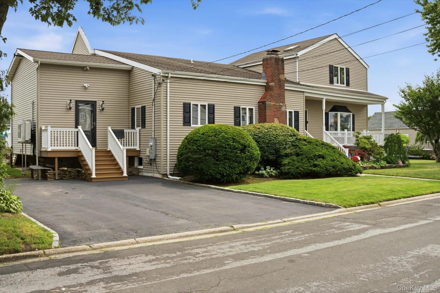20 Barry Road, Babylon, NY, 4 Bedrooms Bedrooms, 10 Rooms Rooms,2 BathroomsBathrooms,Residential,For Rent,Barry,0,1020180 20 Barry Road, Babylon, NY, 4 Bedrooms Bedrooms, 10 Rooms Rooms,2 BathroomsBathrooms,Residential,For Rent,Barry,0,1020180