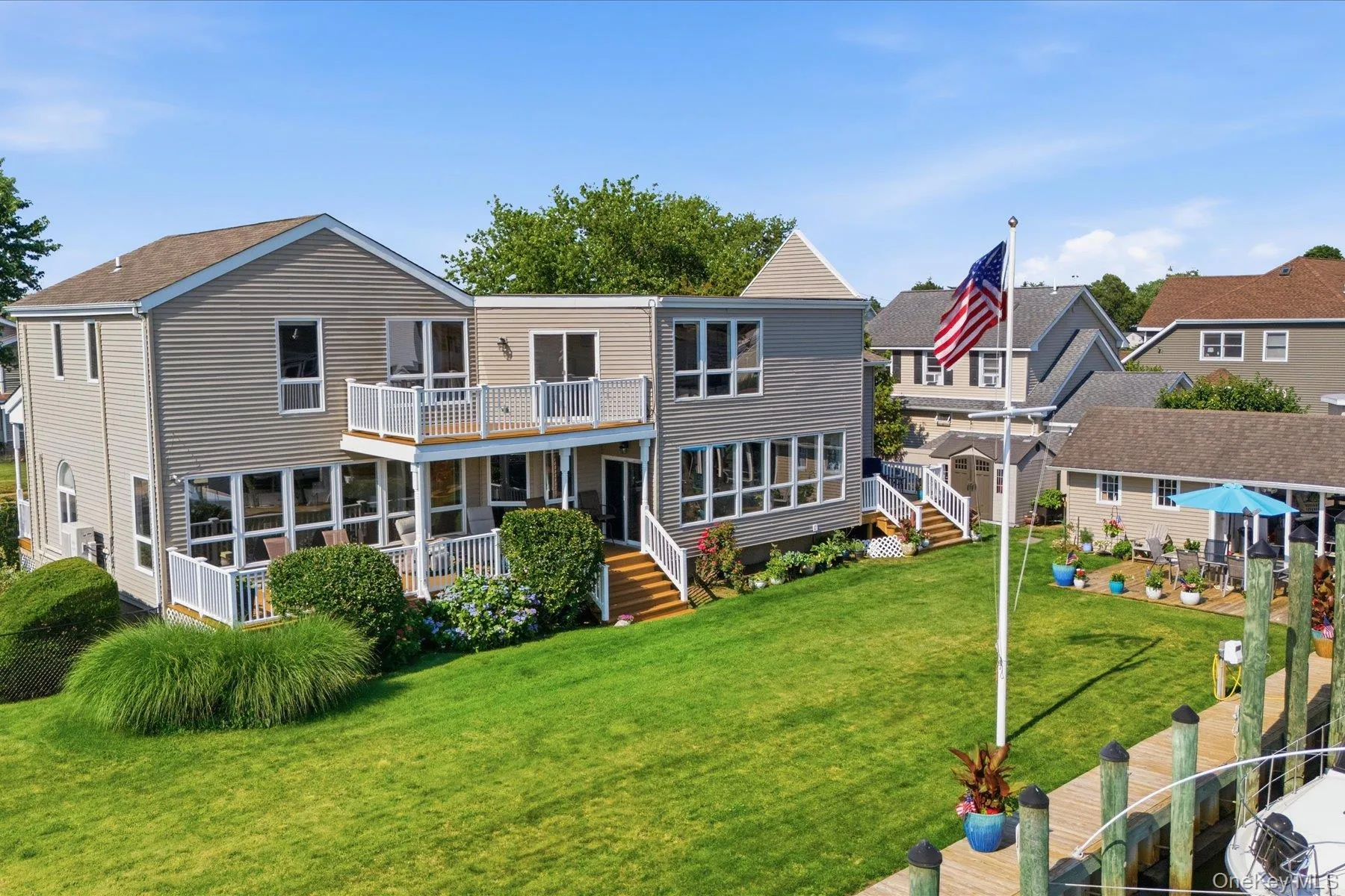 20 Barry Road, Babylon, NY, 4 Bedrooms Bedrooms, 10 Rooms Rooms,2 BathroomsBathrooms,Residential,For Rent,Barry,0,1020180 20 Barry Road, Babylon, NY, 4 Bedrooms Bedrooms, 10 Rooms Rooms,2 BathroomsBathrooms,Residential,For Rent,Barry,0,1020180