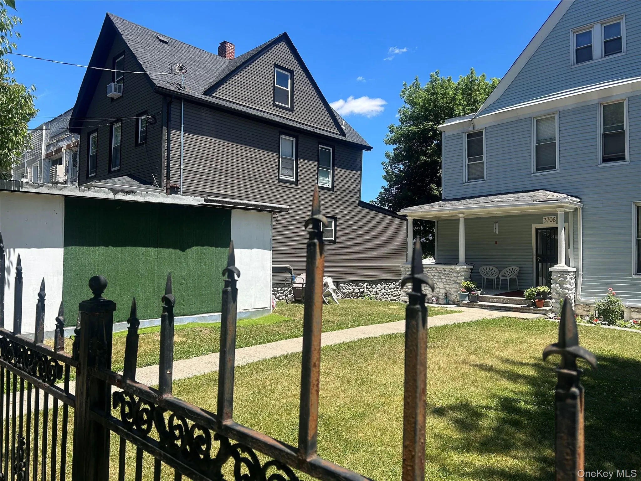 3708 Dyre Avenue, New York, NY, 3 Bedrooms Bedrooms, 6 Rooms Rooms,1 BathroomBathrooms,Residential Lease,For Rent,Dyre,0,1020192 3708 Dyre Avenue, New York, NY, 3 Bedrooms Bedrooms, 6 Rooms Rooms,1 BathroomBathrooms,Residential Lease,For Rent,Dyre,0,1020192