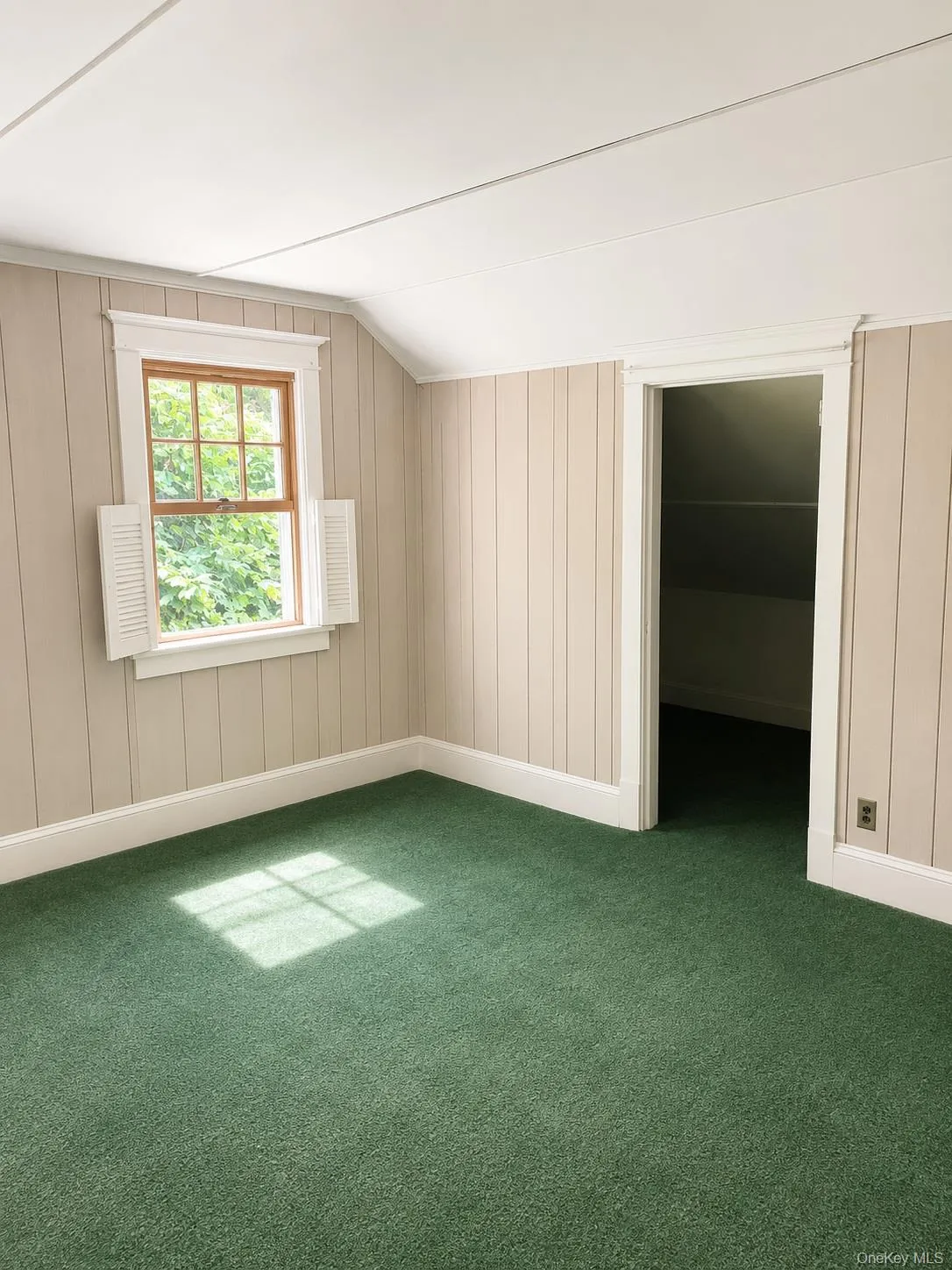 27 Arrandale Avenue, North Hempstead, NY, 5 Bedrooms Bedrooms, 9 Rooms Rooms,3 BathroomsBathrooms,Residential Lease,For Rent,Arrandale,0,1020193 27 Arrandale Avenue, North Hempstead, NY, 5 Bedrooms Bedrooms, 9 Rooms Rooms,3 BathroomsBathrooms,Residential Lease,For Rent,Arrandale,0,1020193