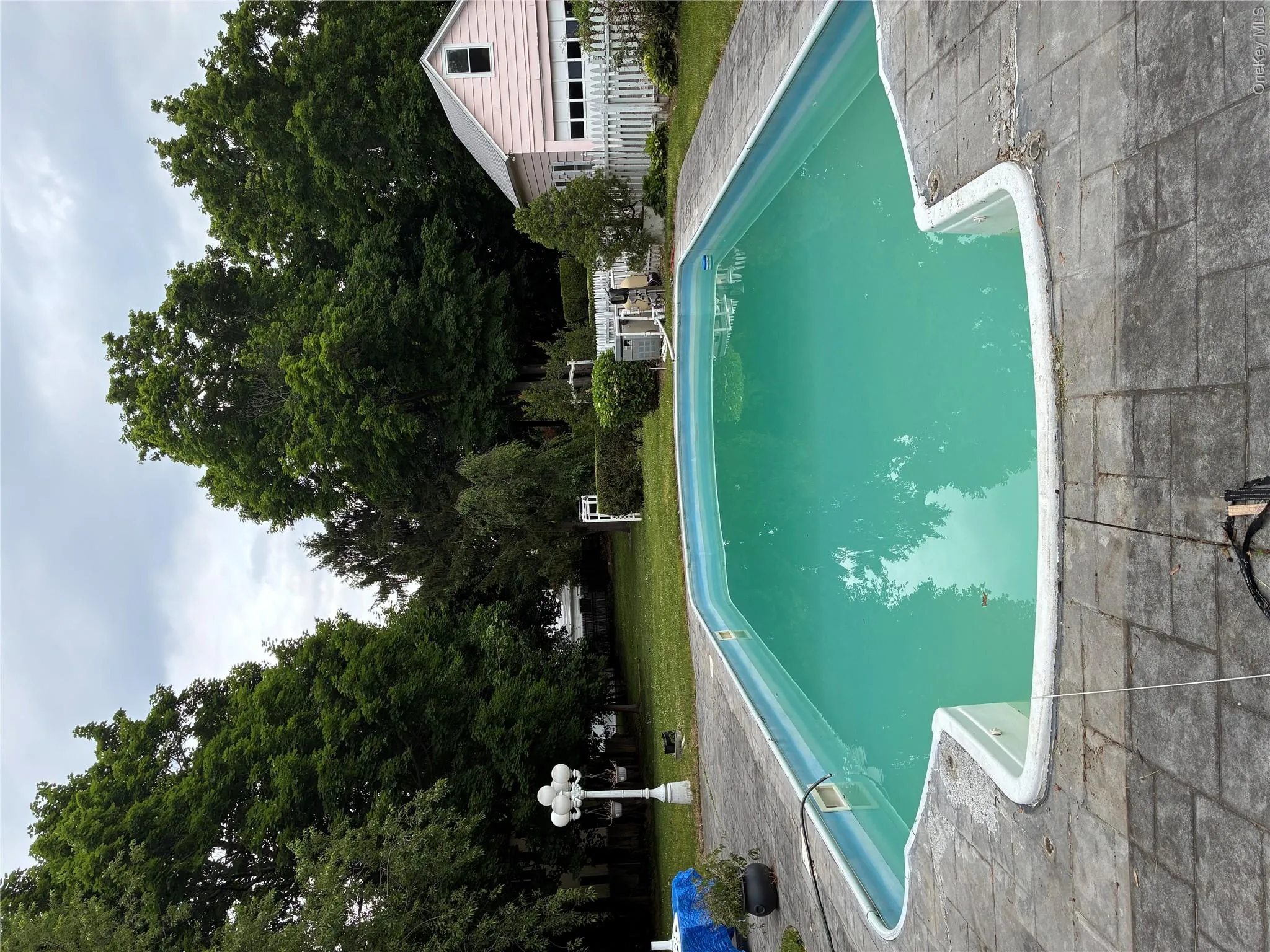 27 Arrandale Avenue, North Hempstead, NY, 5 Bedrooms Bedrooms, 9 Rooms Rooms,3 BathroomsBathrooms,Residential Lease,For Rent,Arrandale,0,1020193 27 Arrandale Avenue, North Hempstead, NY, 5 Bedrooms Bedrooms, 9 Rooms Rooms,3 BathroomsBathrooms,Residential Lease,For Rent,Arrandale,0,1020193