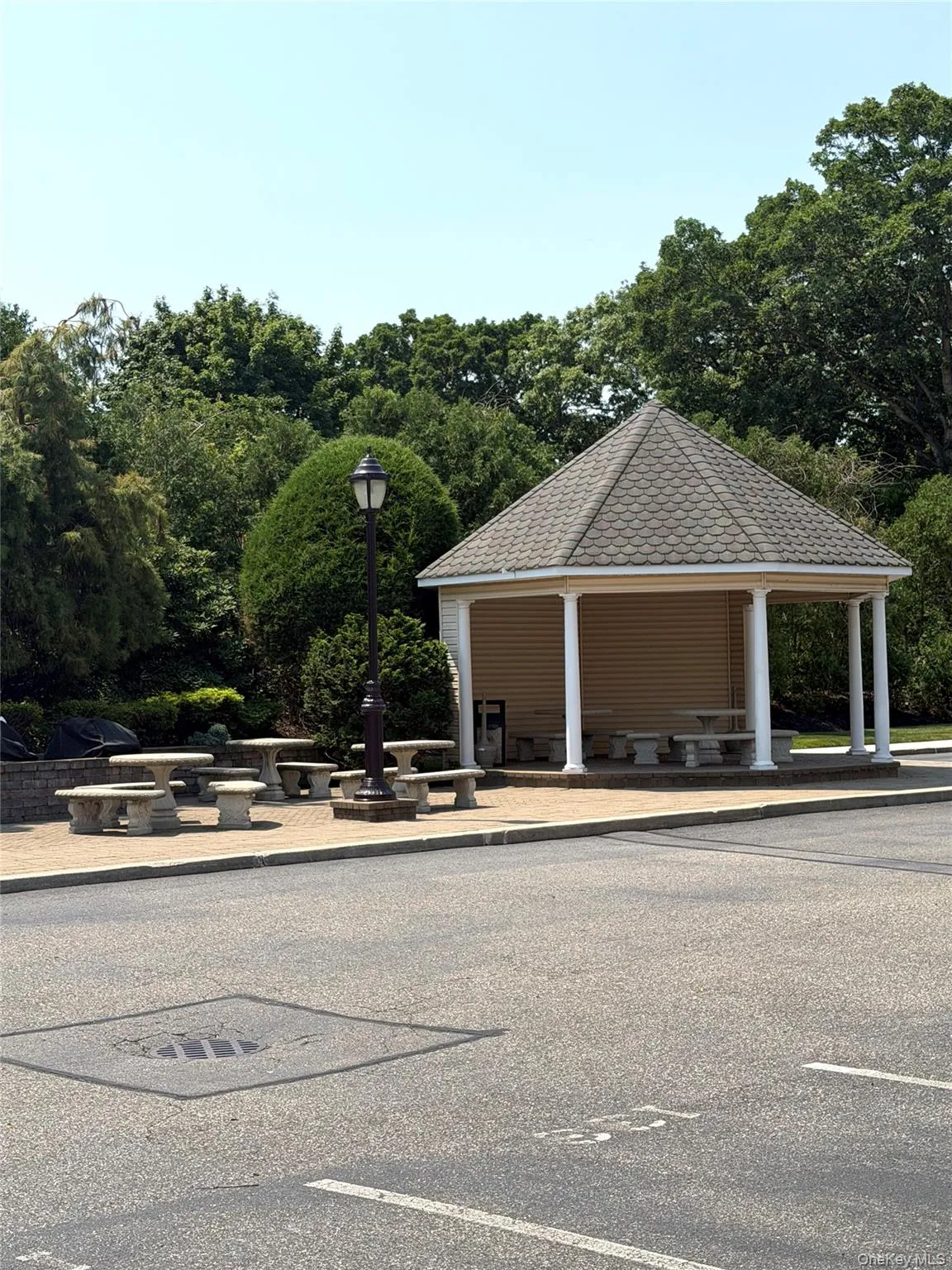 1000 Country Lake Court, West Babylon, NY, 1 Bedroom Bedrooms, 3 Rooms Rooms,1 BathroomBathrooms,Residential Lease,For Rent,Country Lake,0,1020198 1000 Country Lake Court, West Babylon, NY, 1 Bedroom Bedrooms, 3 Rooms Rooms,1 BathroomBathrooms,Residential Lease,For Rent,Country Lake,0,1020198