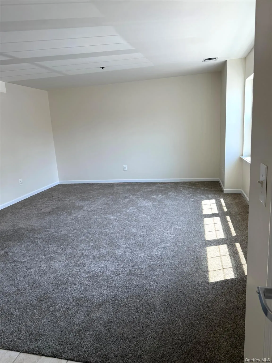 1000 Country Lake Court, West Babylon, NY, 1 Bedroom Bedrooms, 3 Rooms Rooms,1 BathroomBathrooms,Residential Lease,For Rent,Country Lake,0,1020198 1000 Country Lake Court, West Babylon, NY, 1 Bedroom Bedrooms, 3 Rooms Rooms,1 BathroomBathrooms,Residential Lease,For Rent,Country Lake,0,1020198