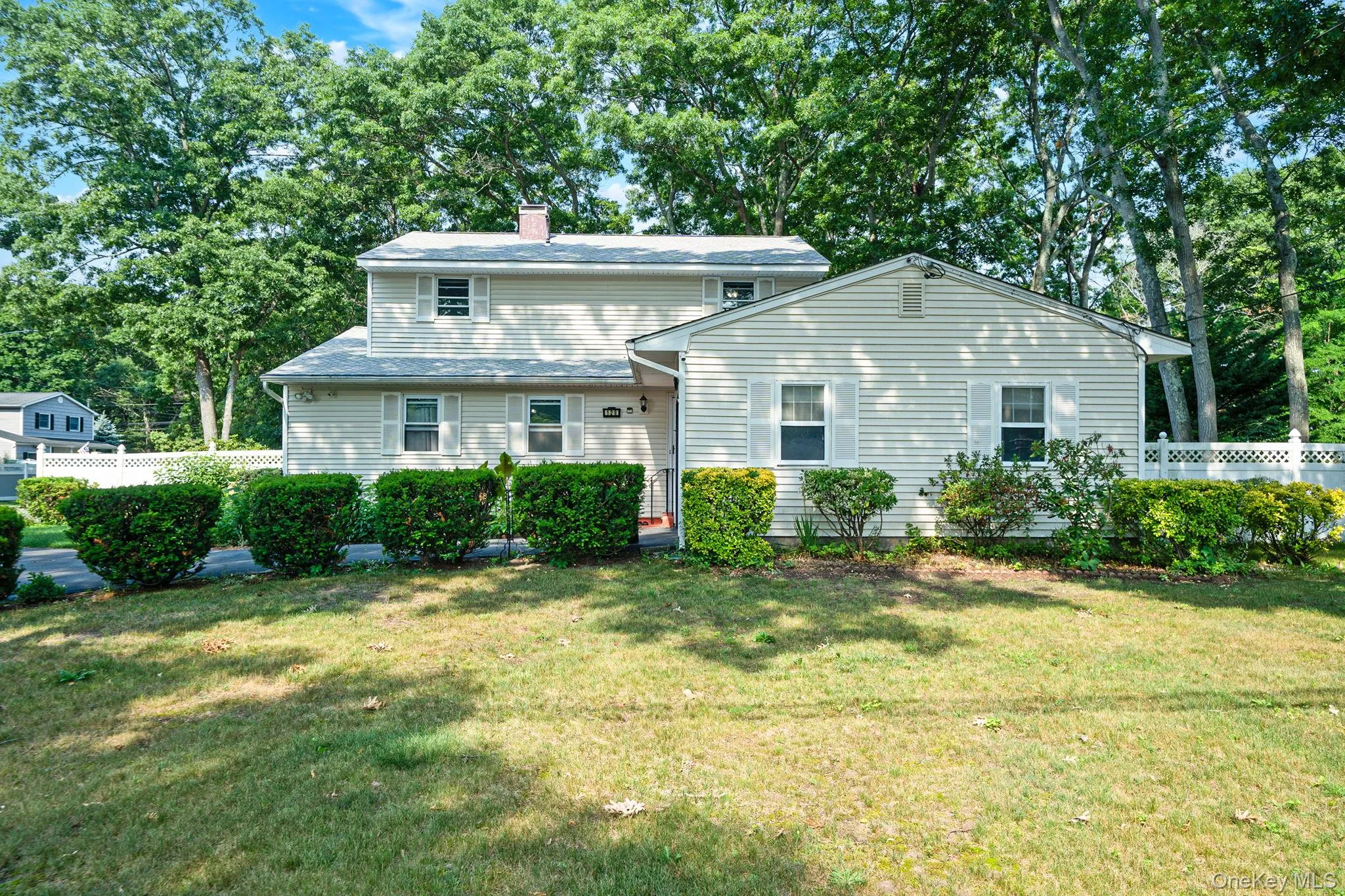 128 Avenue B, Brookhaven, NY, 6 Bedrooms Bedrooms, 10 Rooms Rooms,3 BathroomsBathrooms,Residential,For Rent,Avenue B,0,1020203 128 Avenue B, Brookhaven, NY, 6 Bedrooms Bedrooms, 10 Rooms Rooms,3 BathroomsBathrooms,Residential,For Rent,Avenue B,0,1020203