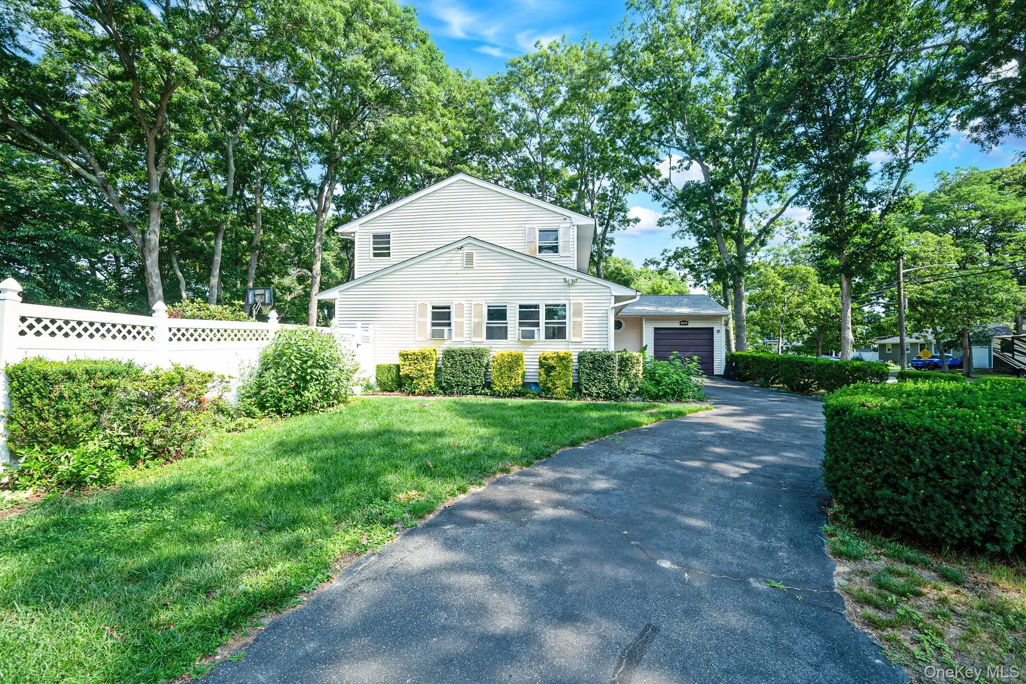 128 Avenue B, Brookhaven, NY, 6 Bedrooms Bedrooms, 10 Rooms Rooms,3 BathroomsBathrooms,Residential,For Rent,Avenue B,0,1020203 128 Avenue B, Brookhaven, NY, 6 Bedrooms Bedrooms, 10 Rooms Rooms,3 BathroomsBathrooms,Residential,For Rent,Avenue B,0,1020203