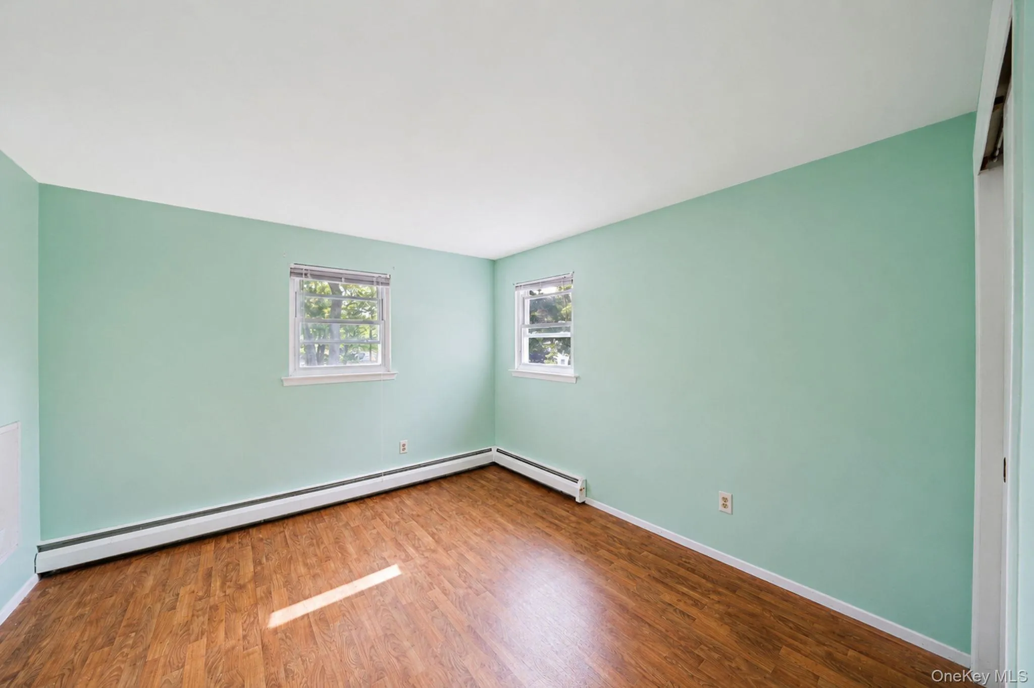 128 Avenue B, Brookhaven, NY, 6 Bedrooms Bedrooms, 10 Rooms Rooms,3 BathroomsBathrooms,Residential,For Rent,Avenue B,0,1020203 128 Avenue B, Brookhaven, NY, 6 Bedrooms Bedrooms, 10 Rooms Rooms,3 BathroomsBathrooms,Residential,For Rent,Avenue B,0,1020203
